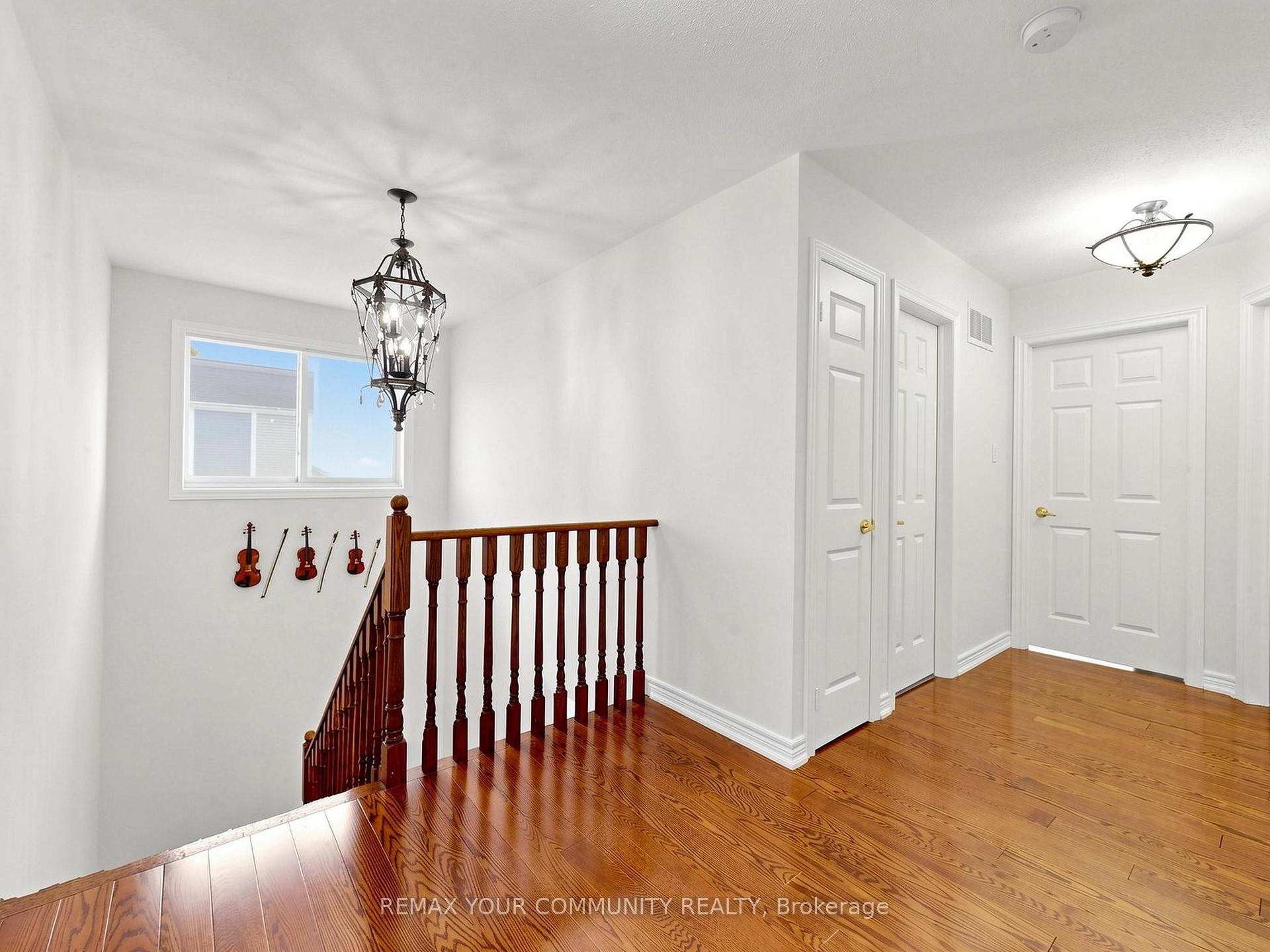 Photo 22 of 267 Bilbrough Street, Aurora, Bayview Northeast — HOMEH