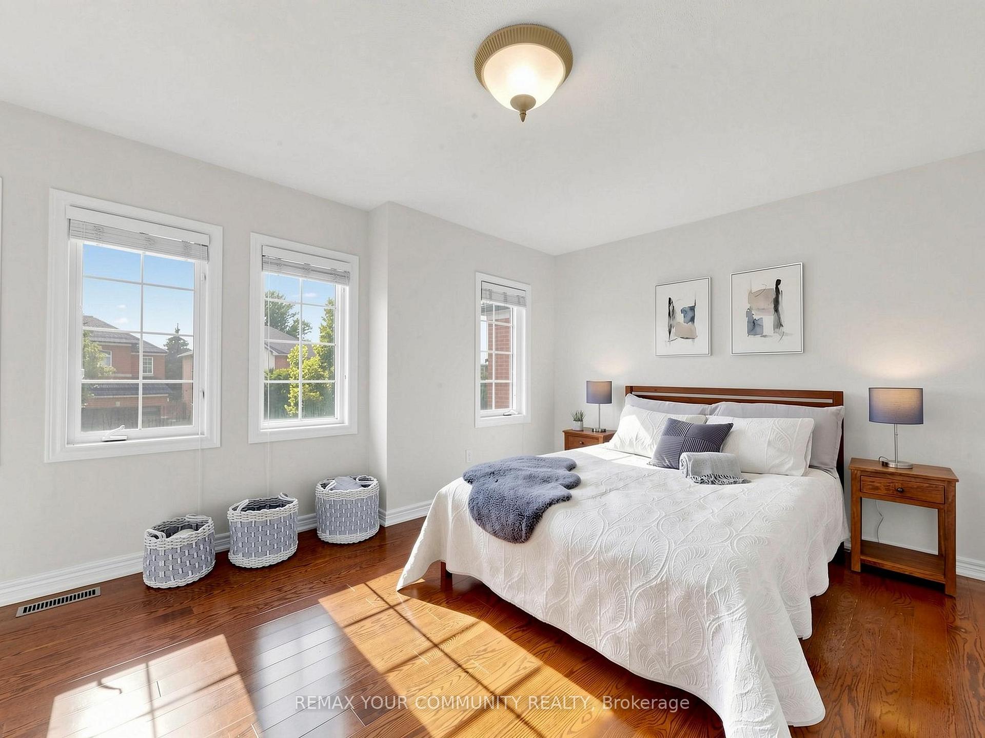 Photo 29 of 267 Bilbrough Street, Aurora, Bayview Northeast — HOMEH