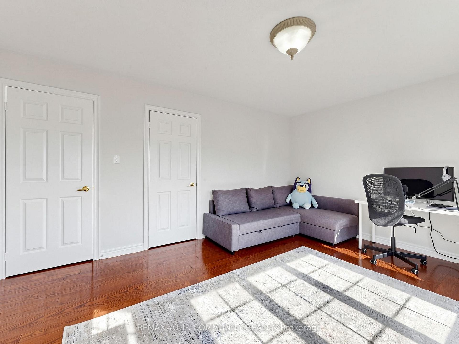 Photo 33 of 267 Bilbrough Street, Aurora, Bayview Northeast — HOMEH