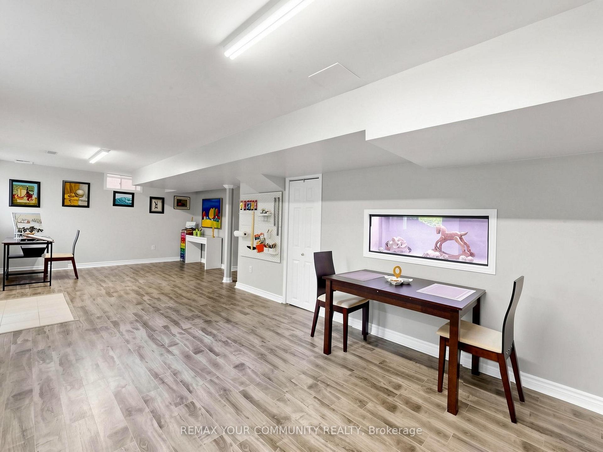 Photo 39 of 267 Bilbrough Street, Aurora, Bayview Northeast — HOMEH