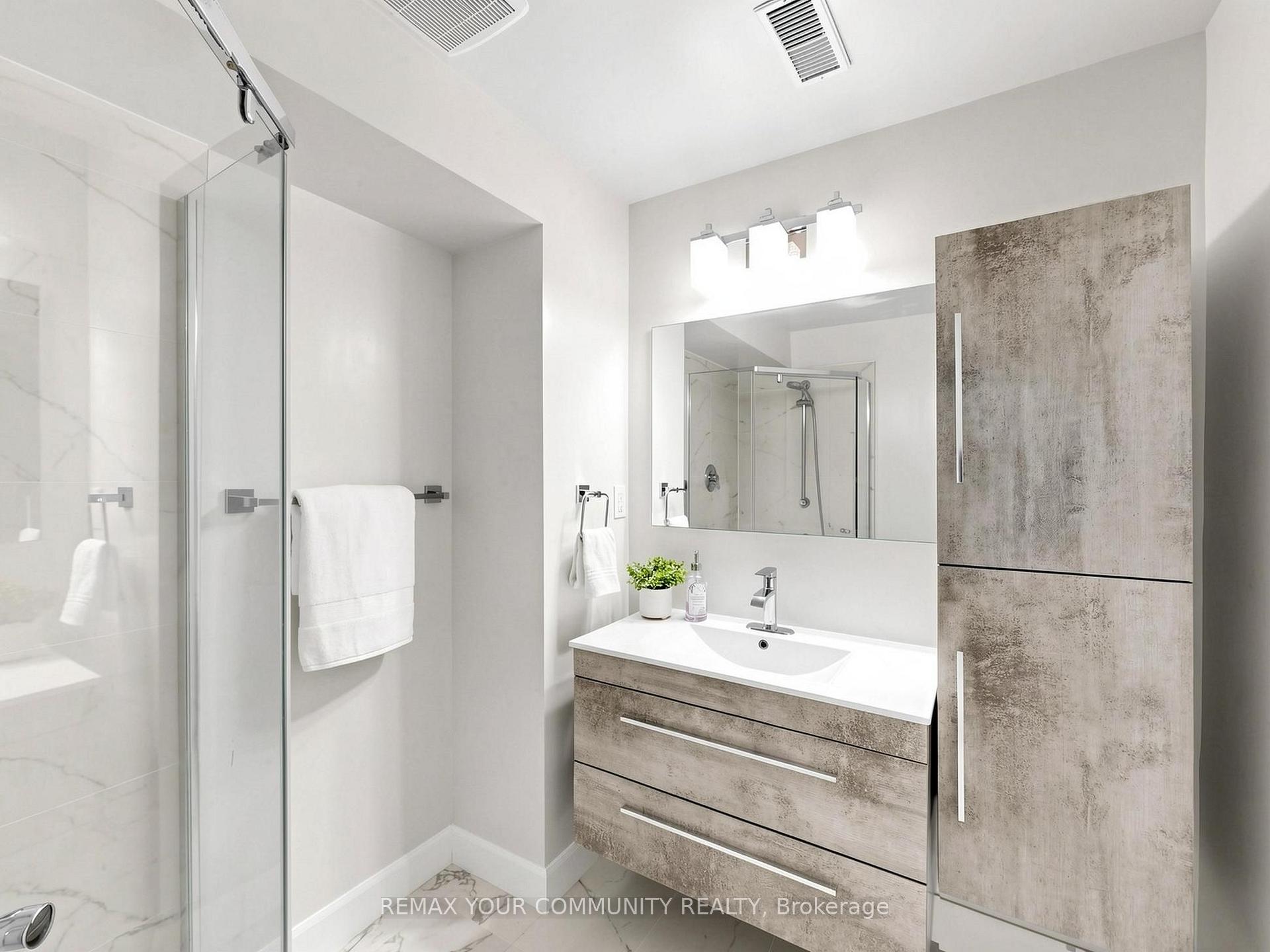 Photo 43 of 267 Bilbrough Street, Aurora, Bayview Northeast — HOMEH