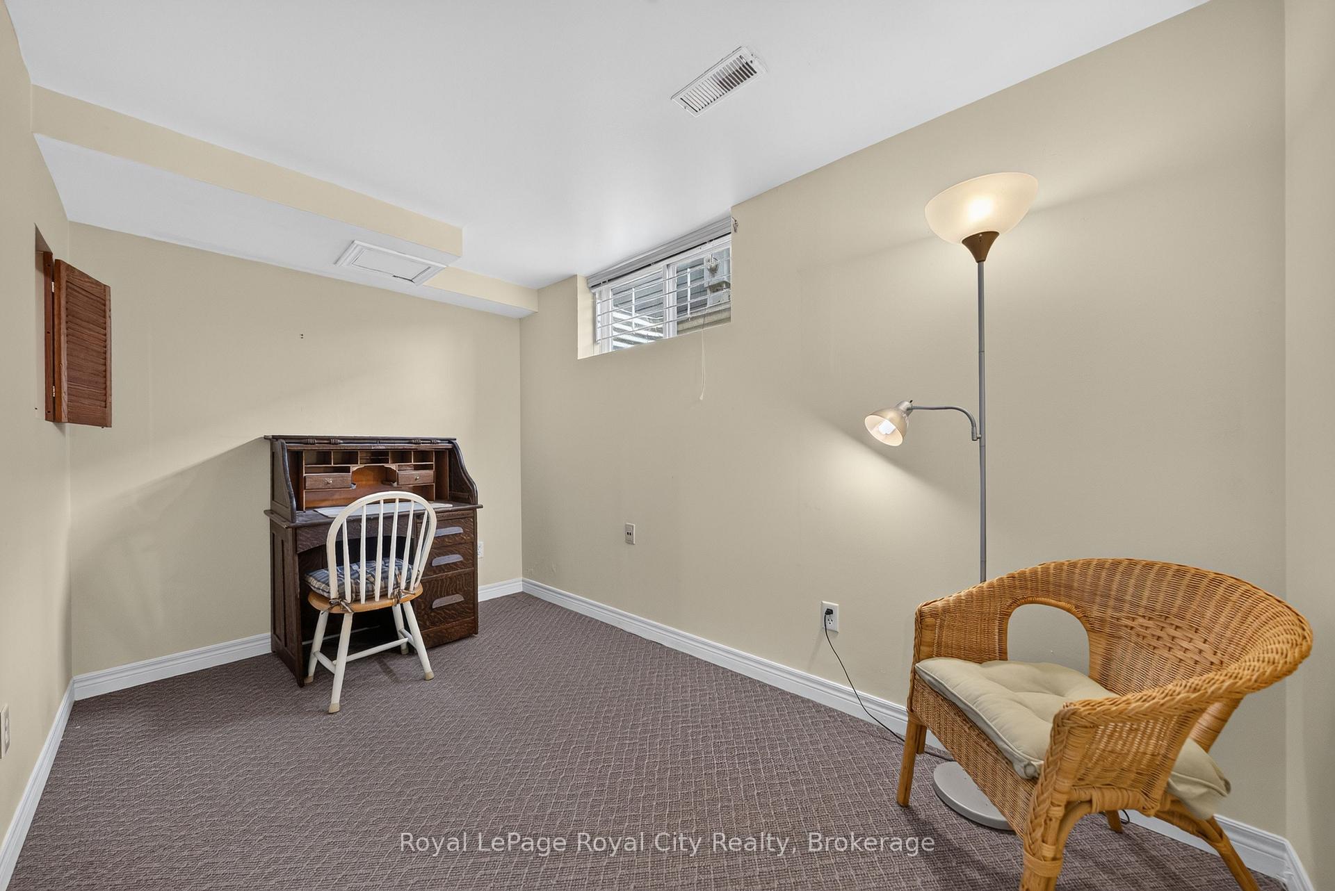 Photo 19 of 8 Whitetail Court, Guelph, Kortright East — HOMEH