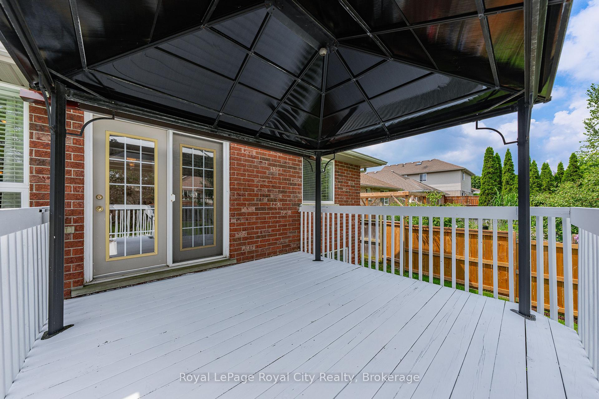 Photo 21 of 8 Whitetail Court, Guelph, Kortright East — HOMEH