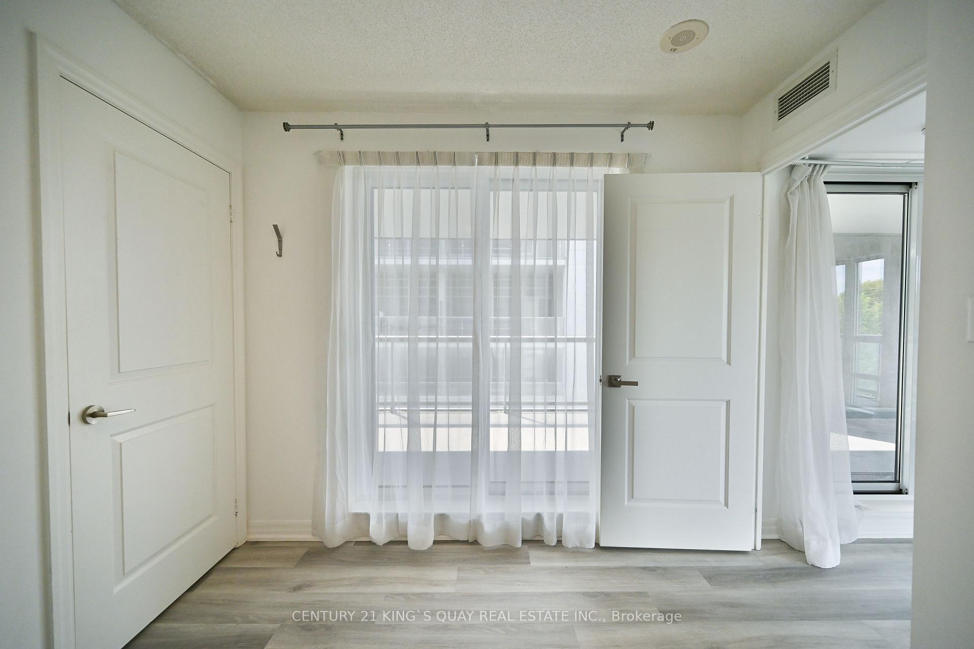 Photo 6 of Unit 218, 2035 Sheppard Avenue E, North York, Henry Farm — HOMEH
