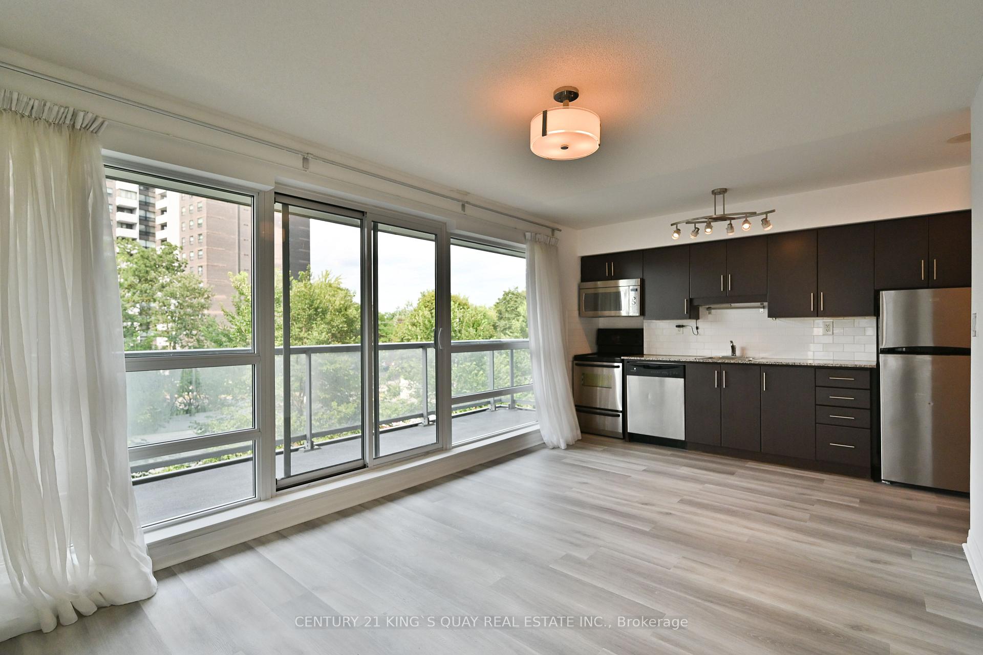 Photo 8 of Unit 218, 2035 Sheppard Avenue E, North York, Henry Farm — HOMEH