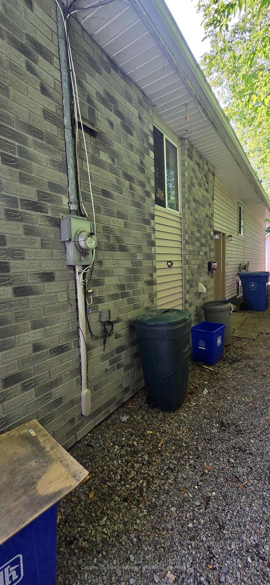 Photo 3 of 429 Dudley Avenue, North Bay, Central — HOMEH