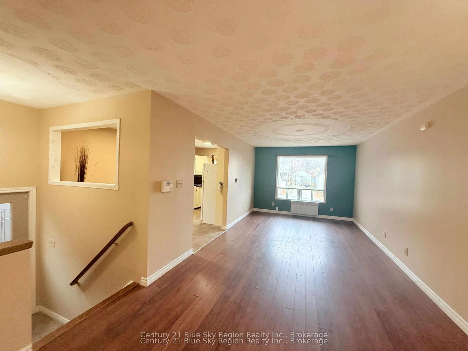 Photo 7 of 429 Dudley Avenue, North Bay, Central — HOMEH