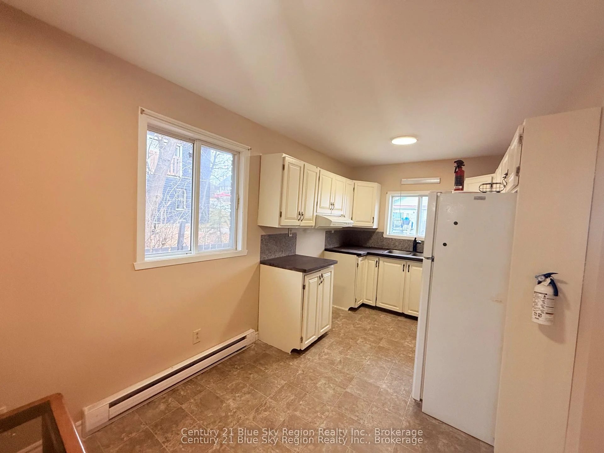 Photo 9 of 429 Dudley Avenue, North Bay, Central — HOMEH
