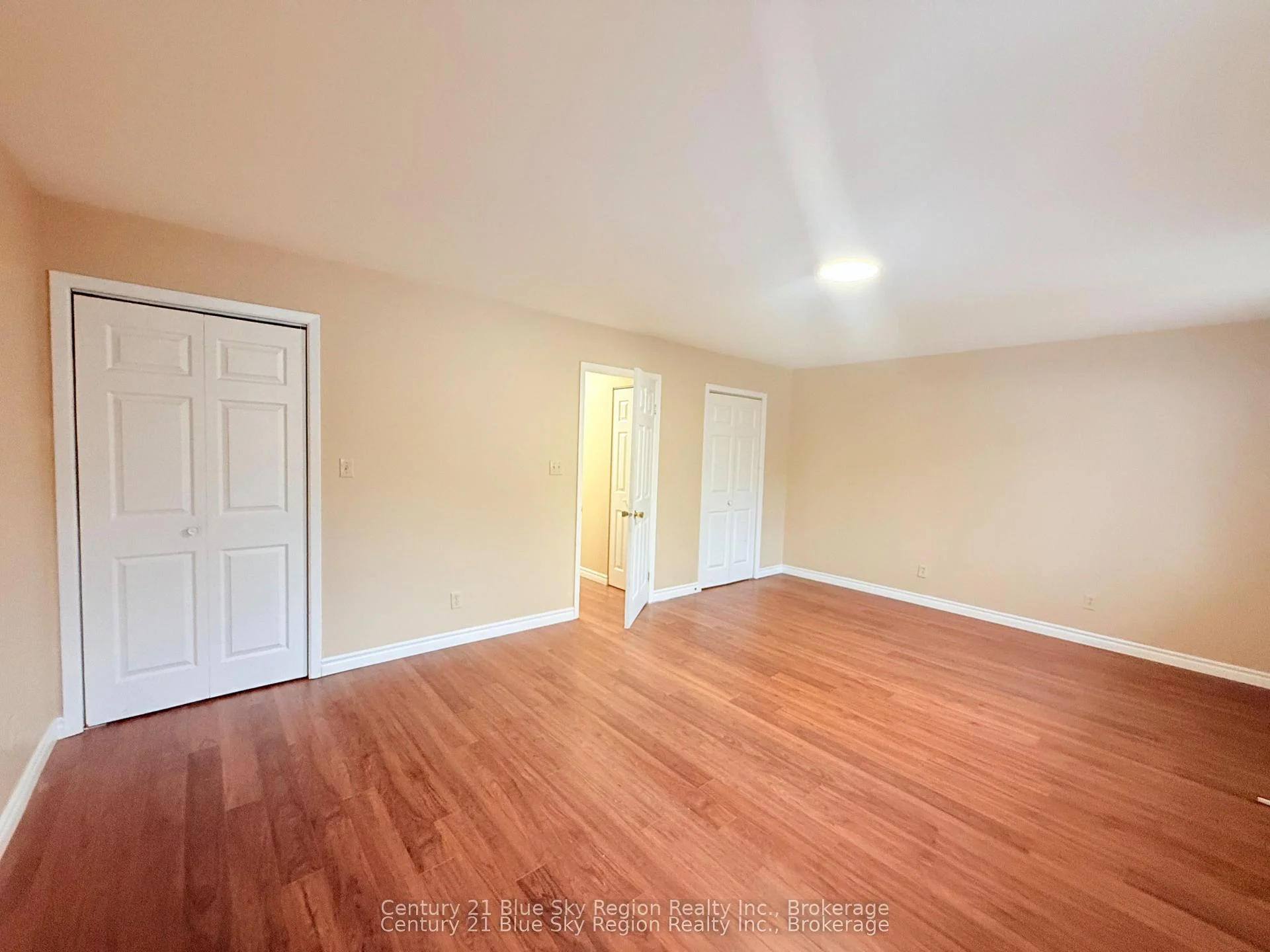 Photo 18 of 429 Dudley Avenue, North Bay, Central — HOMEH