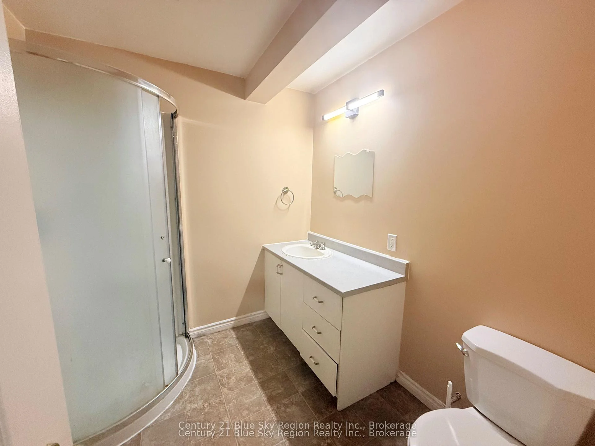 Photo 22 of 429 Dudley Avenue, North Bay, Central — HOMEH