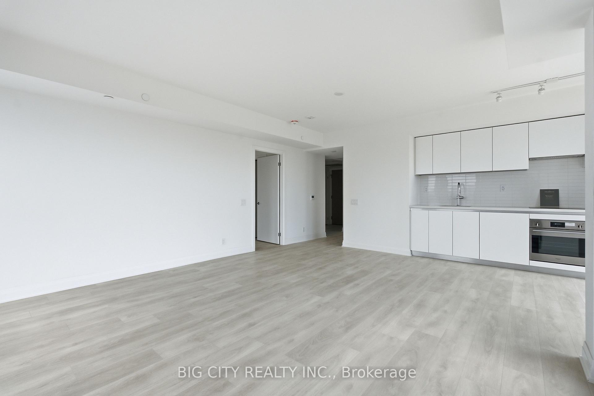 Photo 9 of Unit 1502, 25 Frederick Todd Way, Toronto, Thorncliffe Park — HOMEH