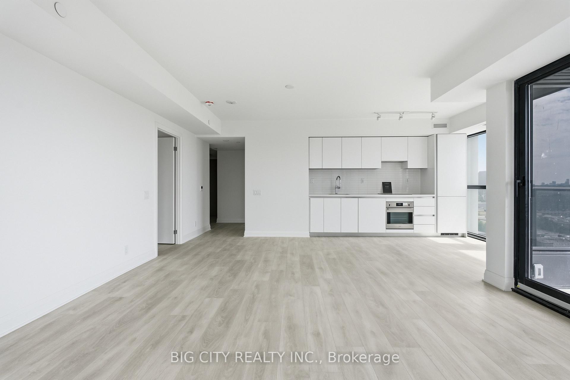 Photo 10 of Unit 1502, 25 Frederick Todd Way, Toronto, Thorncliffe Park — HOMEH