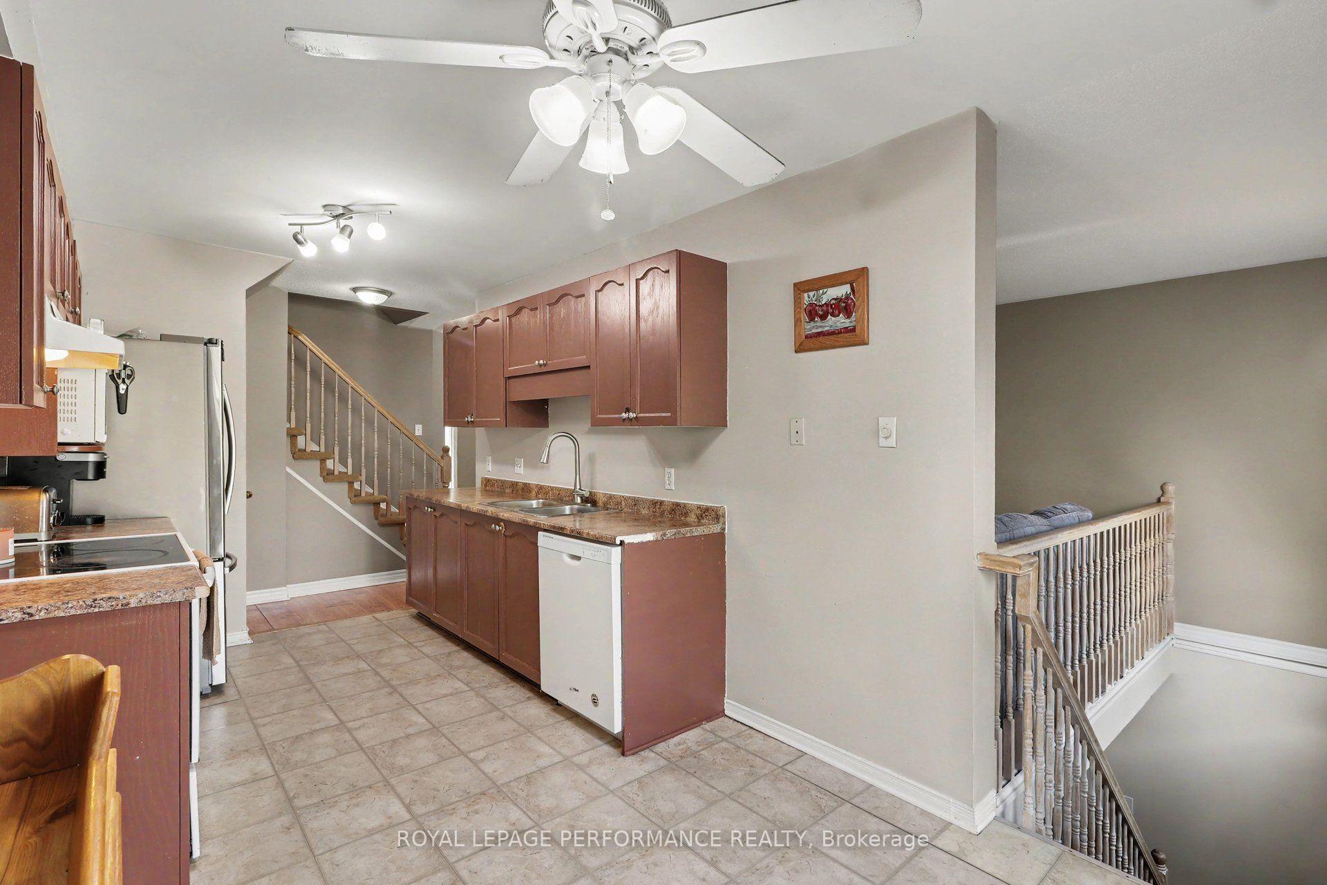 Photo 11 of 757 Nesting Way, Ottawa, Fallingbrook/Gardenway South — HOMEH