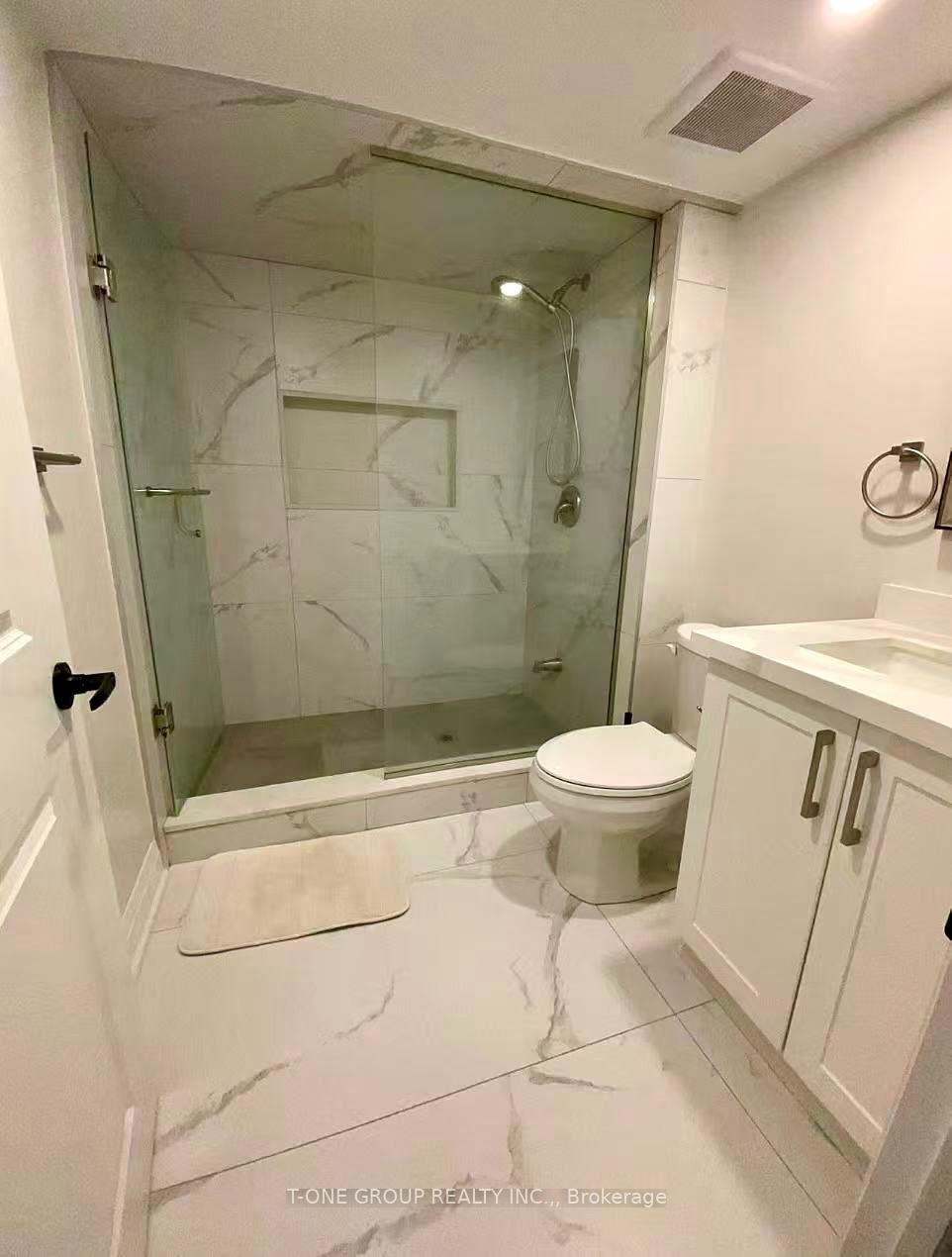Photo 4 of Unit Basement, 8 Fairlawn Avenue, Markham, Berczy — HOMEH
