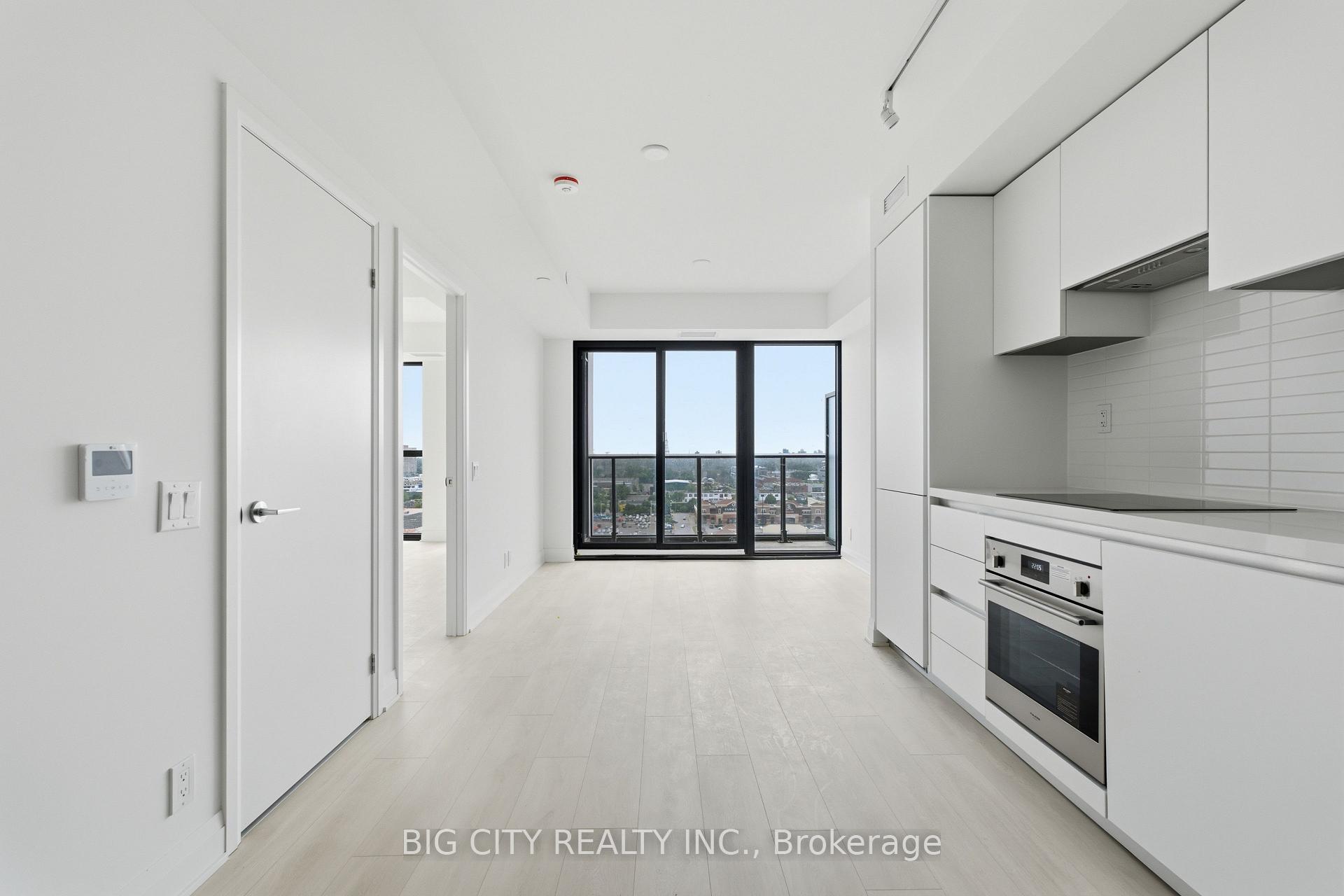 Photo 5 of Unit 1511, 25 Frederick Todd Way, Toronto, Thorncliffe Park — HOMEH