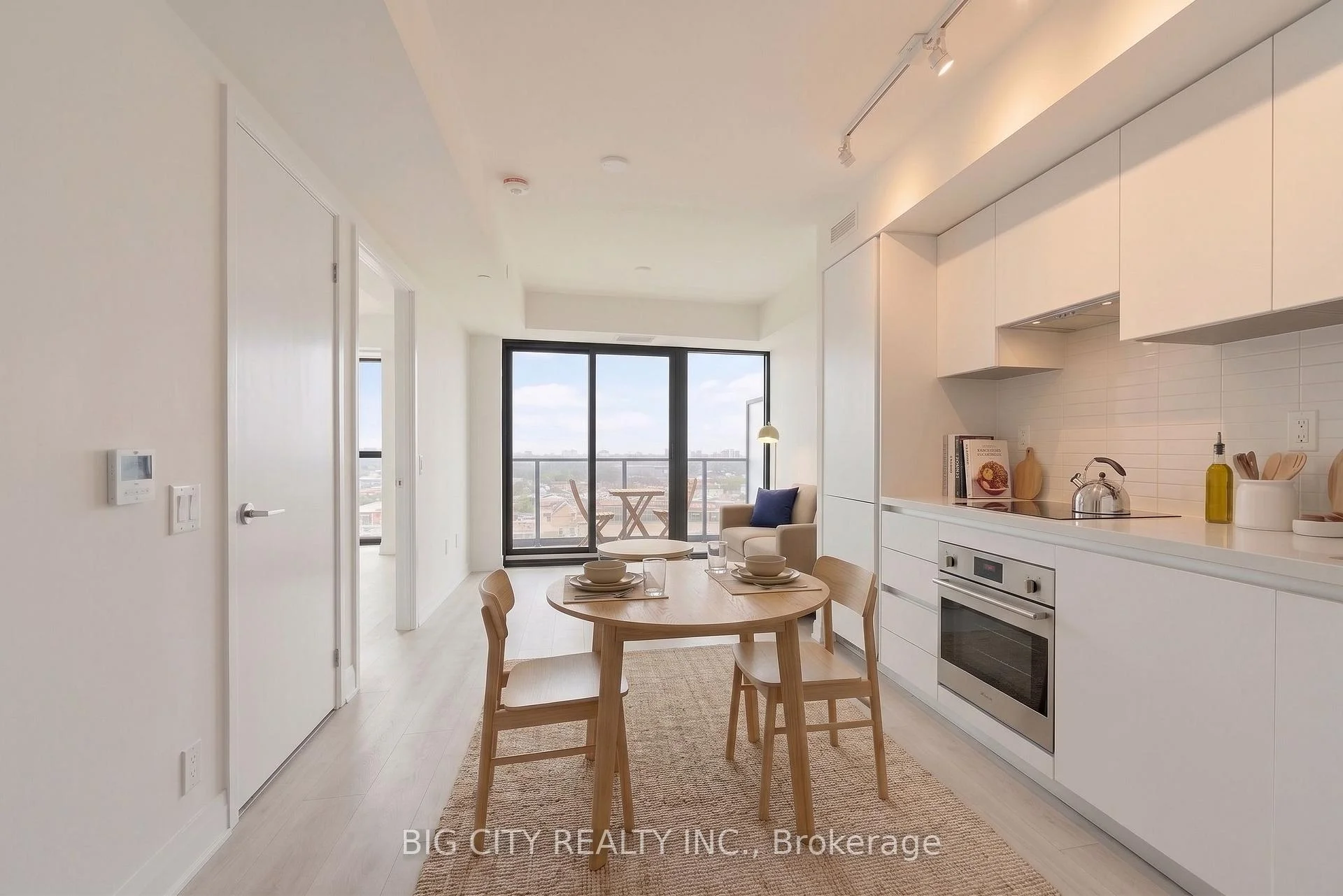 Photo 16 of Unit 1511, 25 Frederick Todd Way, Toronto, Thorncliffe Park — HOMEH