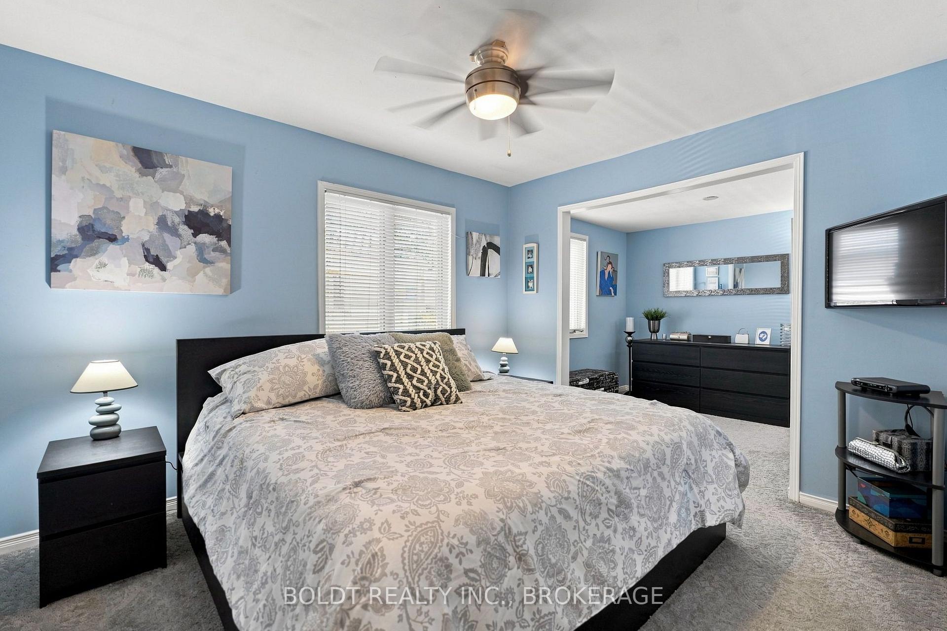 Photo 9 of 16 Longfellow Avenue, St. Catharines, Haig — HOMEH