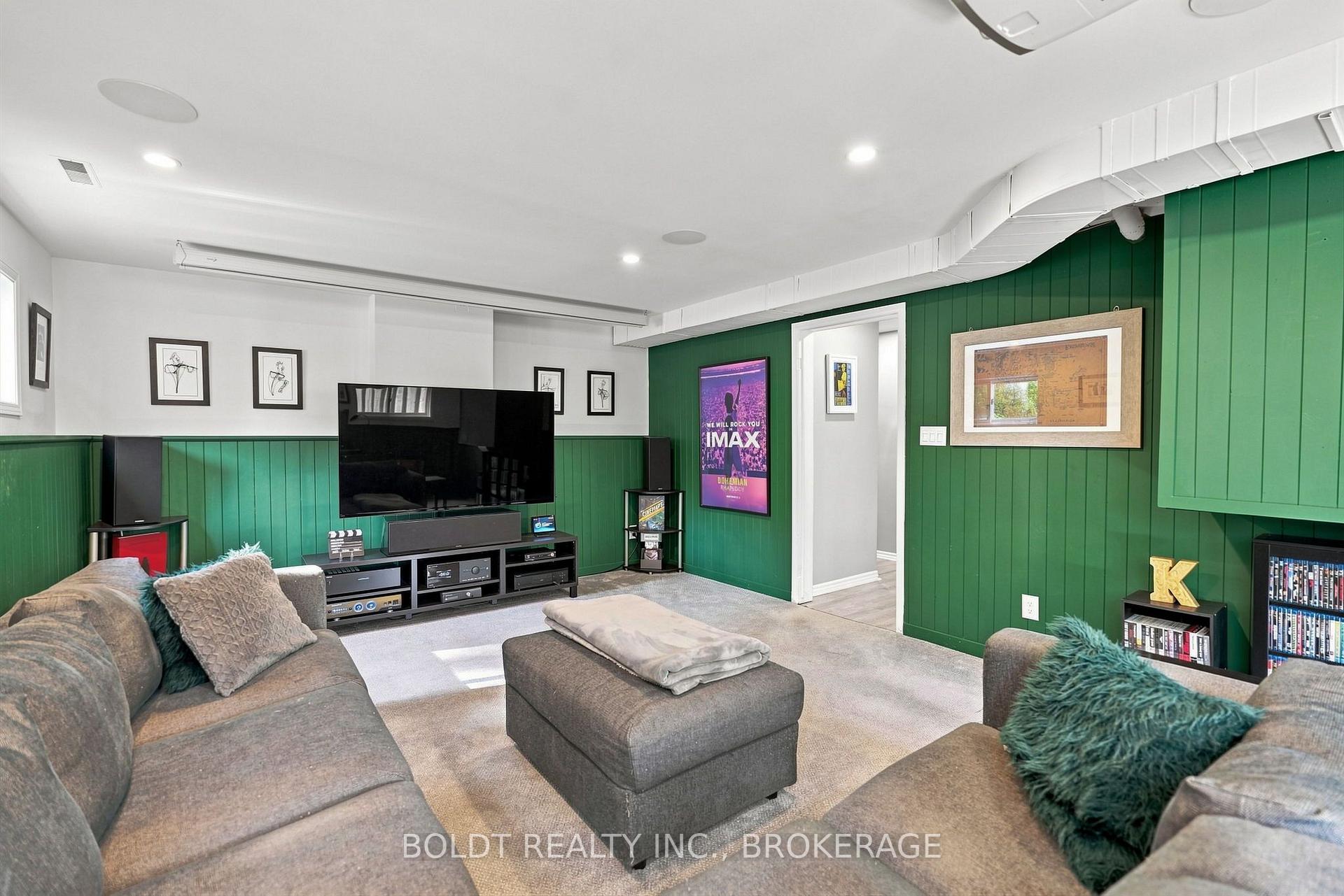 Photo 26 of 16 Longfellow Avenue, St. Catharines, Haig — HOMEH