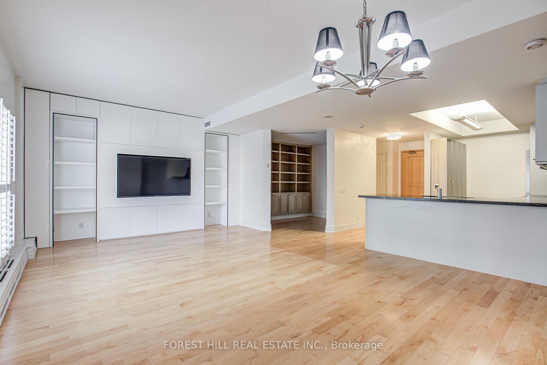 Photo 10 of Unit 201, 38 Avenue Road, Toronto, The Annex — HOMEH