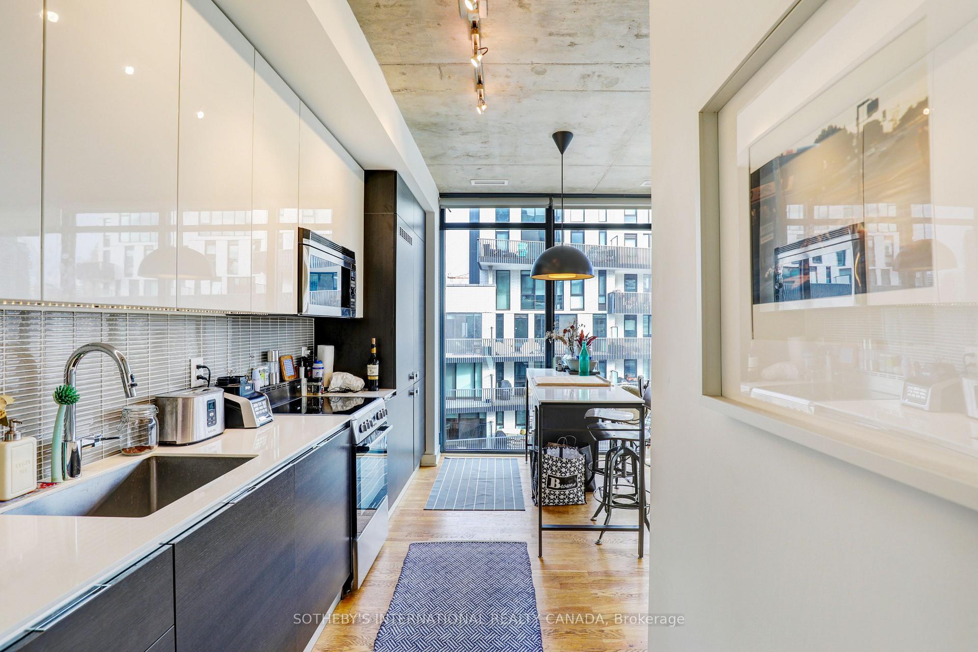 Photo 6 of Unit 701, 8 Dovercourt Road, Toronto, Little Portugal — HOMEH