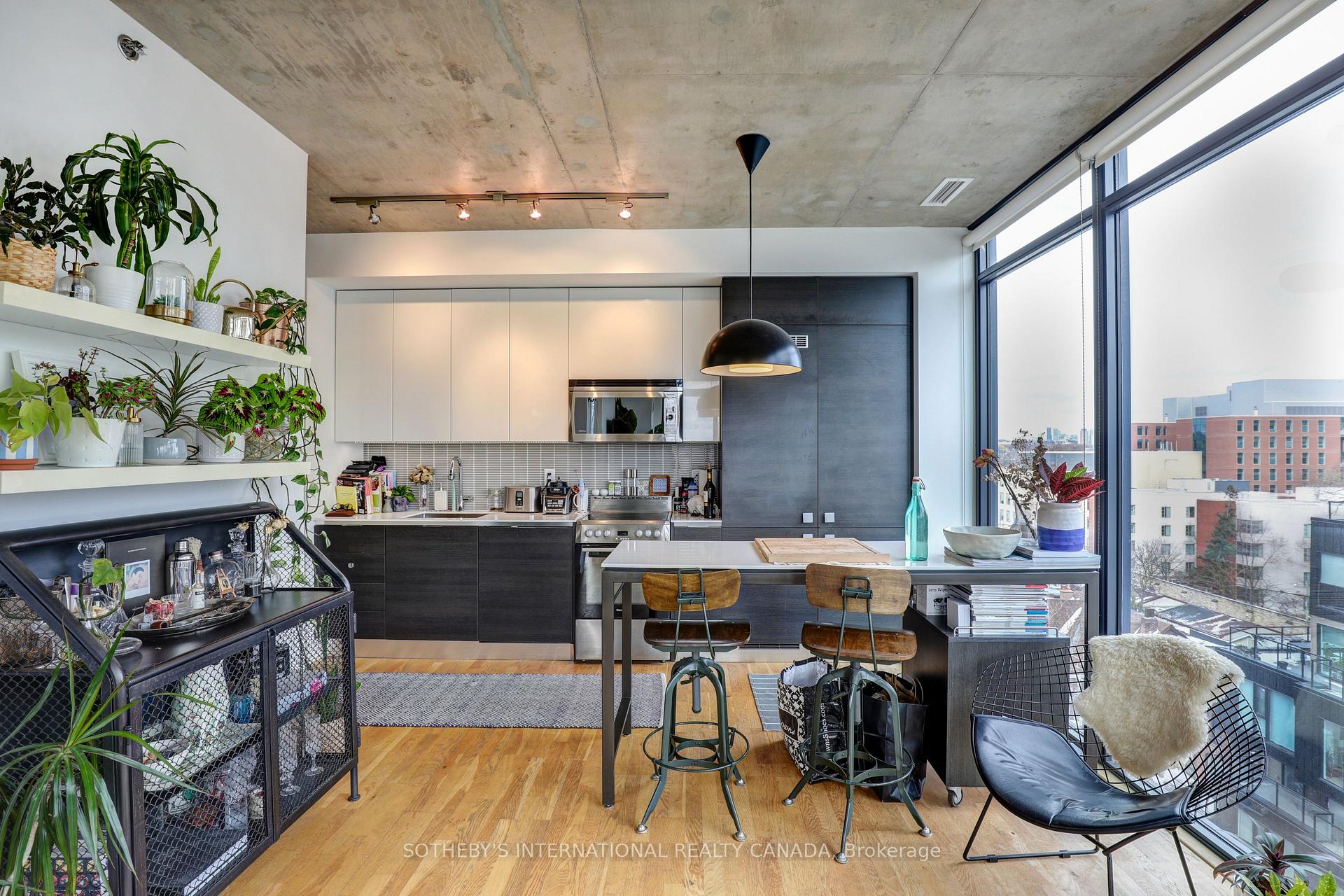 Photo 11 of Unit 701, 8 Dovercourt Road, Toronto, Little Portugal — HOMEH