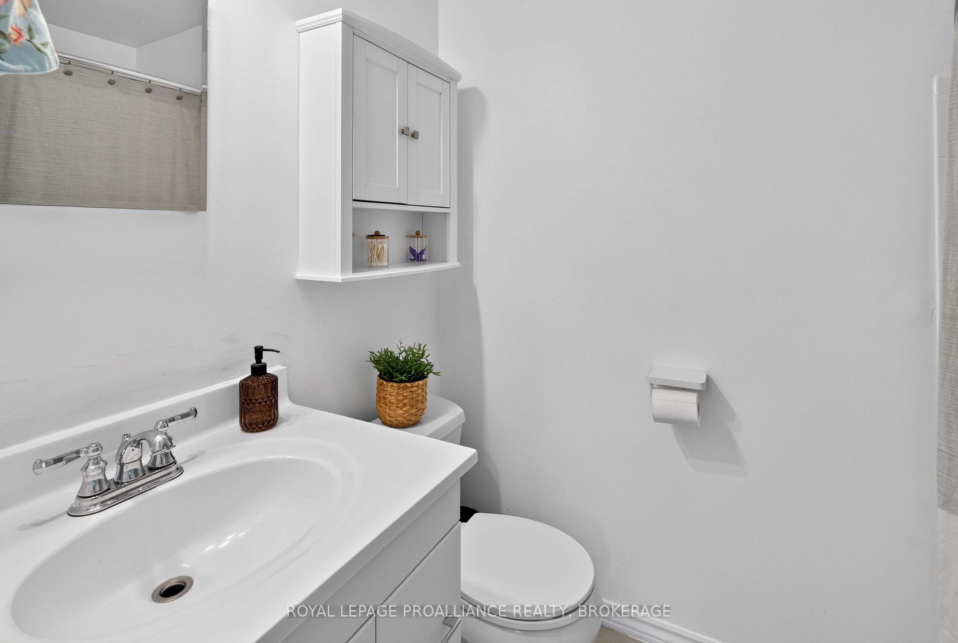 Photo 10 of 117 Wycliffe Crescent, Kingston, East of Sir John A. Blvd — HOMEH