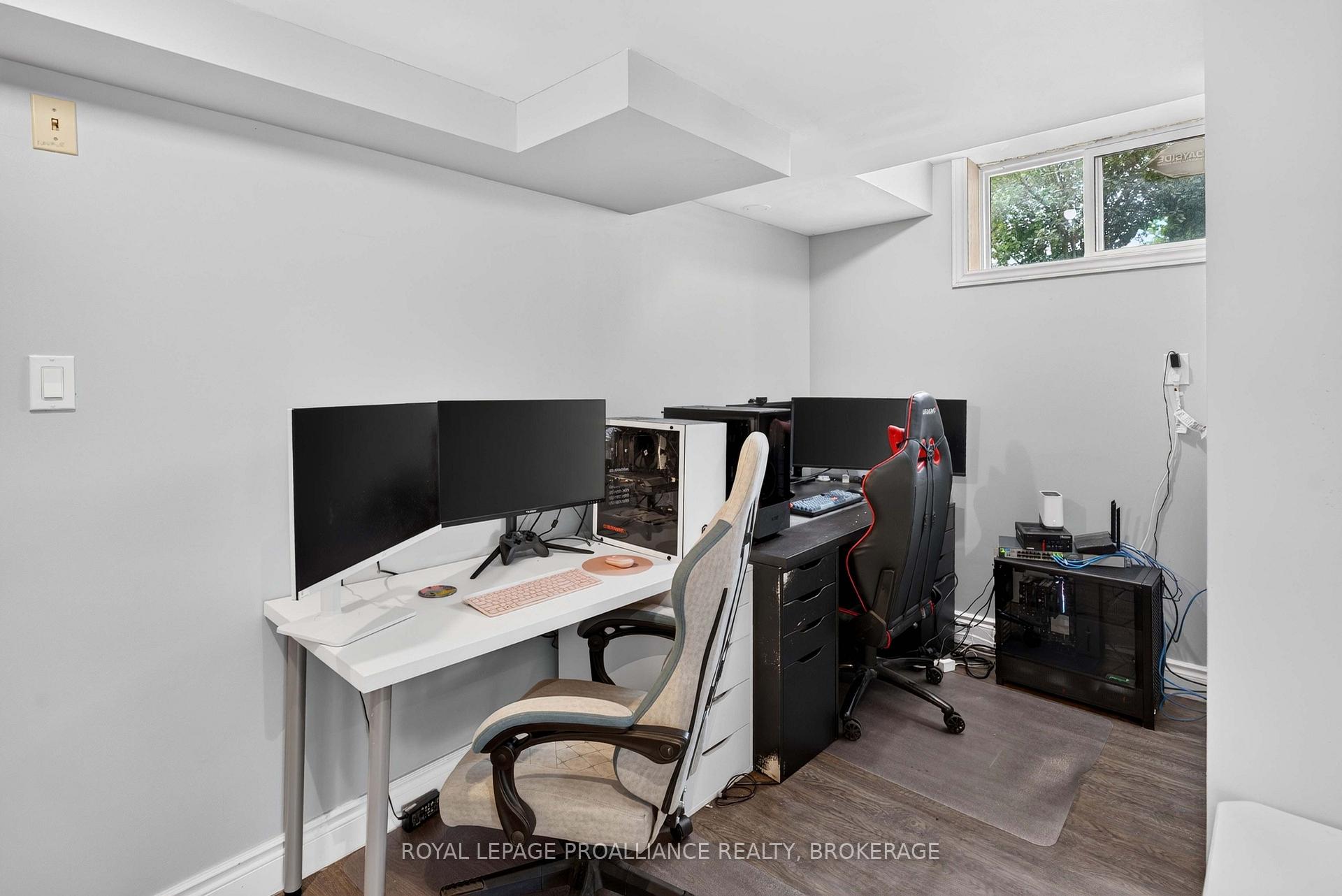 Photo 22 of 117 Wycliffe Crescent, Kingston, East of Sir John A. Blvd — HOMEH