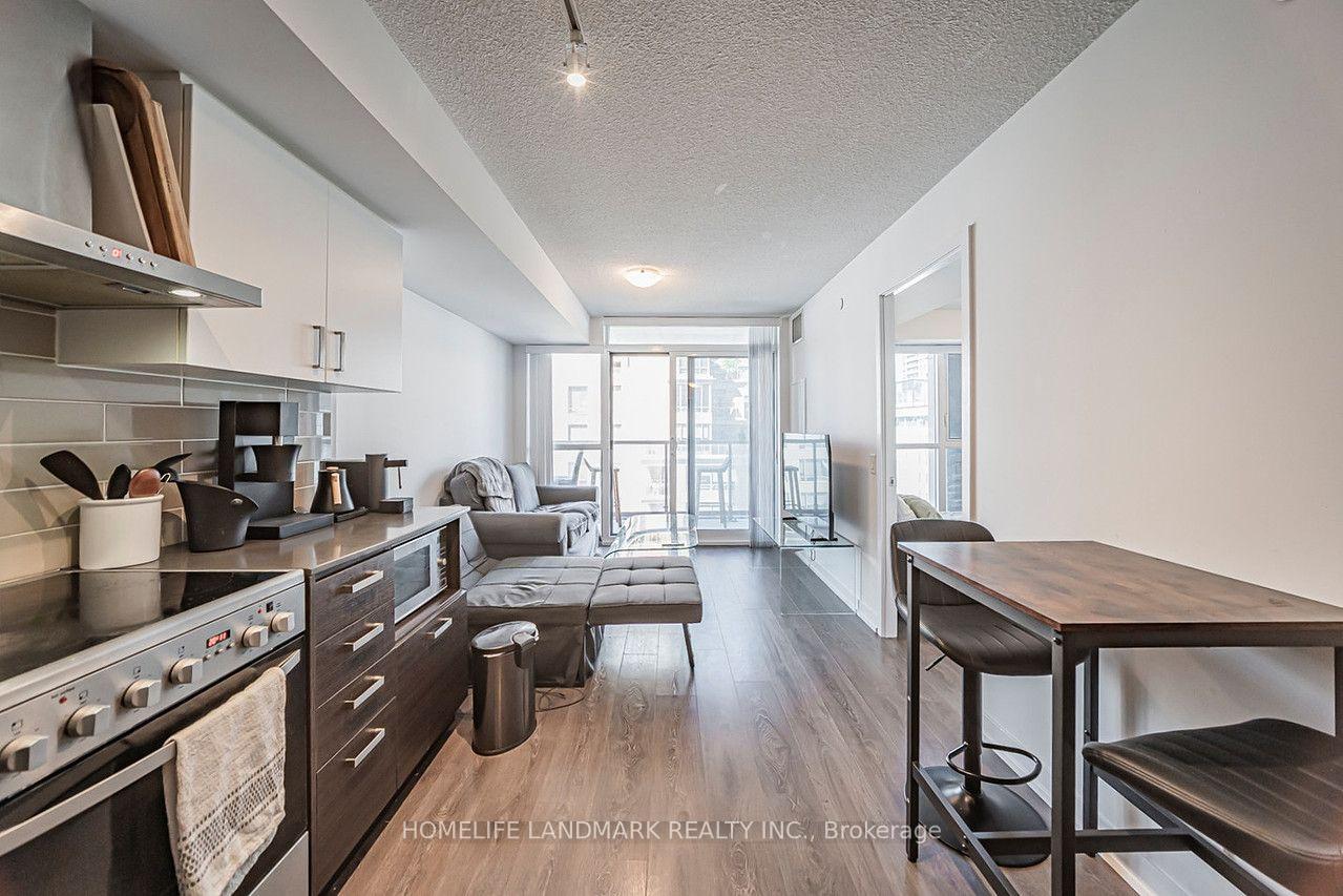 Photo 12 of Unit 1206, 125 Redpath Avenue, Toronto, Mount Pleasant West — HOMEH