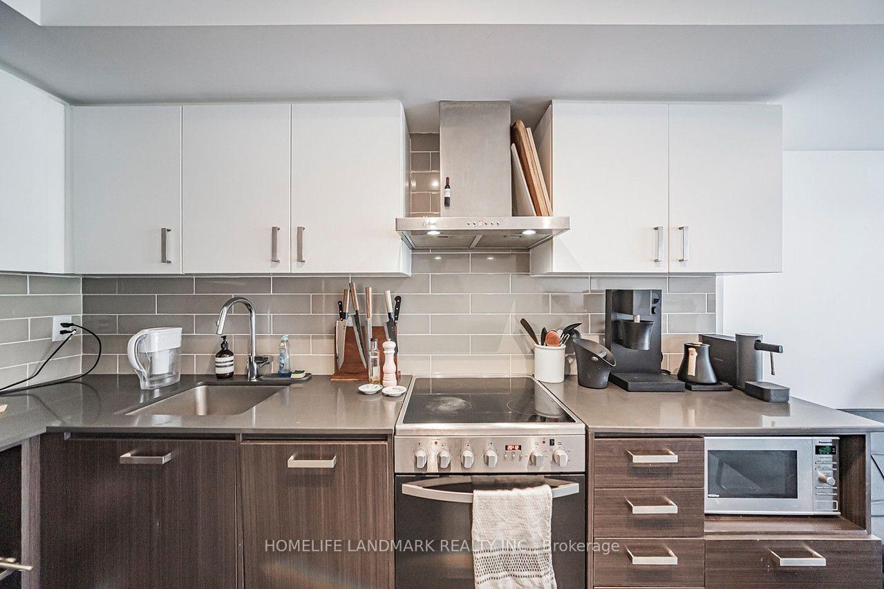 Photo 14 of Unit 1206, 125 Redpath Avenue, Toronto, Mount Pleasant West — HOMEH