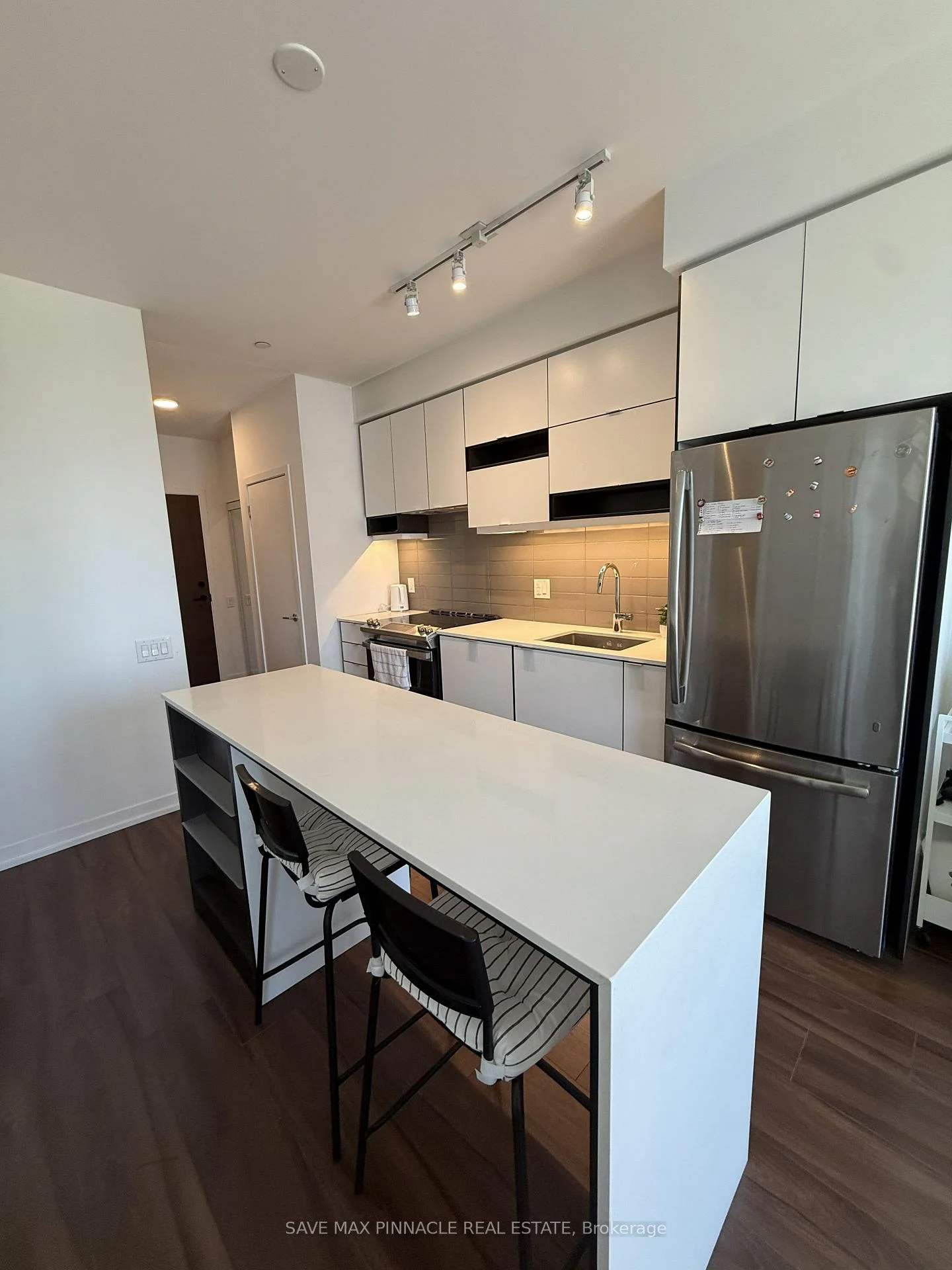 Photo 10 of Unit 2206, 4065 Confederation Parkway, Mississauga, City Centre — HOMEH