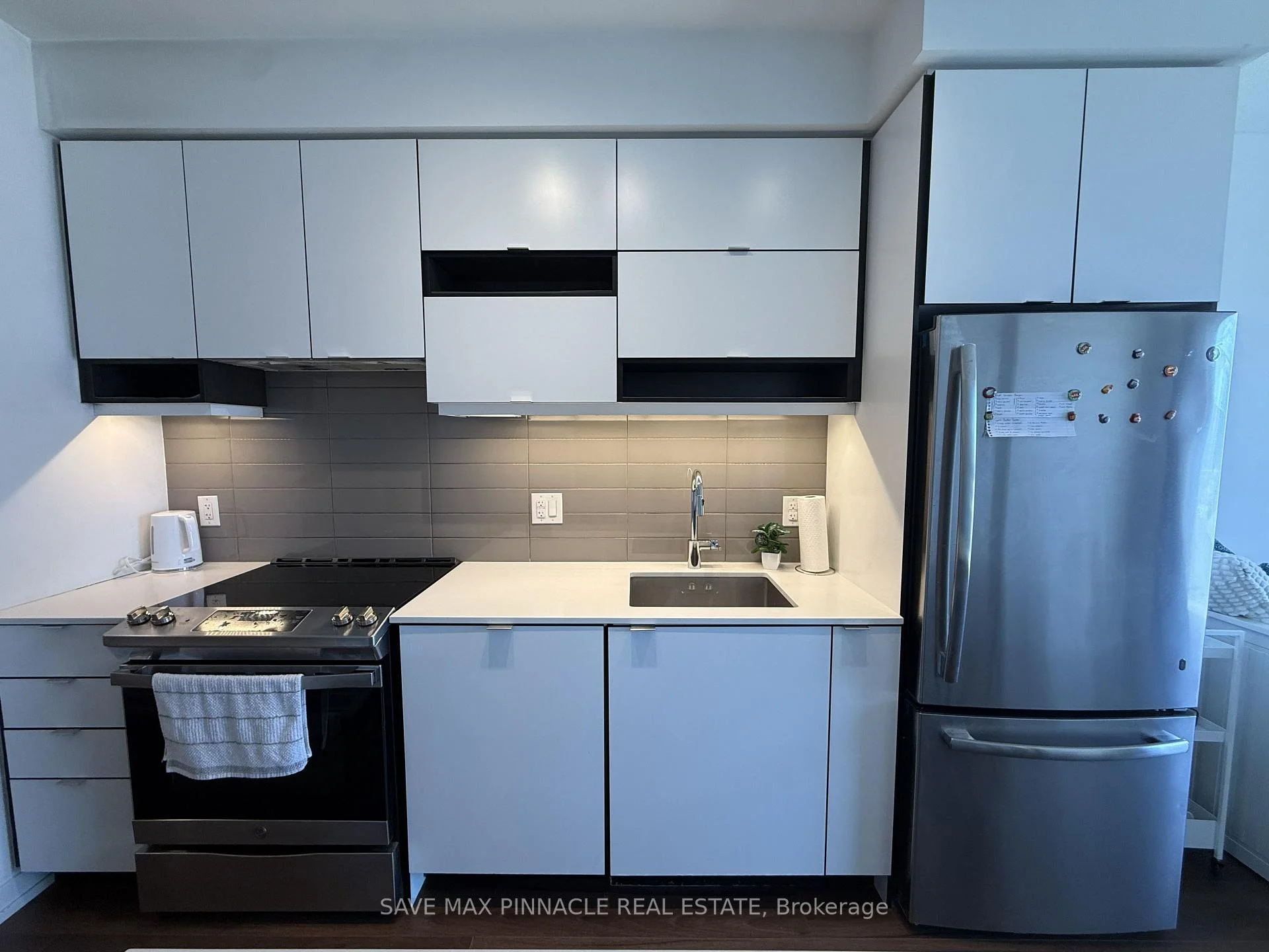 Photo 12 of Unit 2206, 4065 Confederation Parkway, Mississauga, City Centre — HOMEH