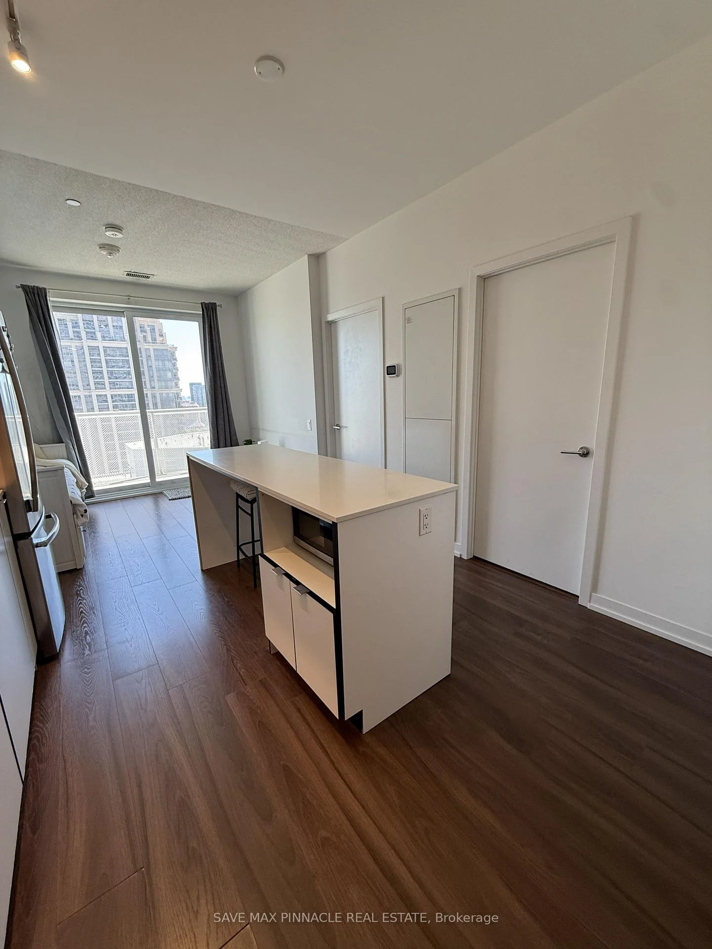 Photo 32 of Unit 2206, 4065 Confederation Parkway, Mississauga, City Centre — HOMEH