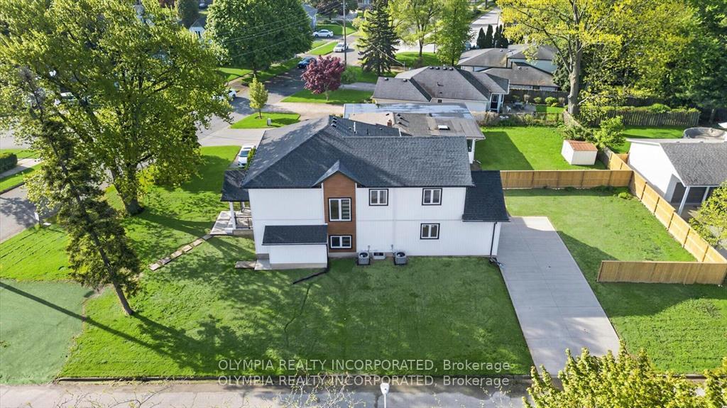 Photo 2 of 1110 Vansickle Road N, St. Catharines, Grapeview — HOMEH
