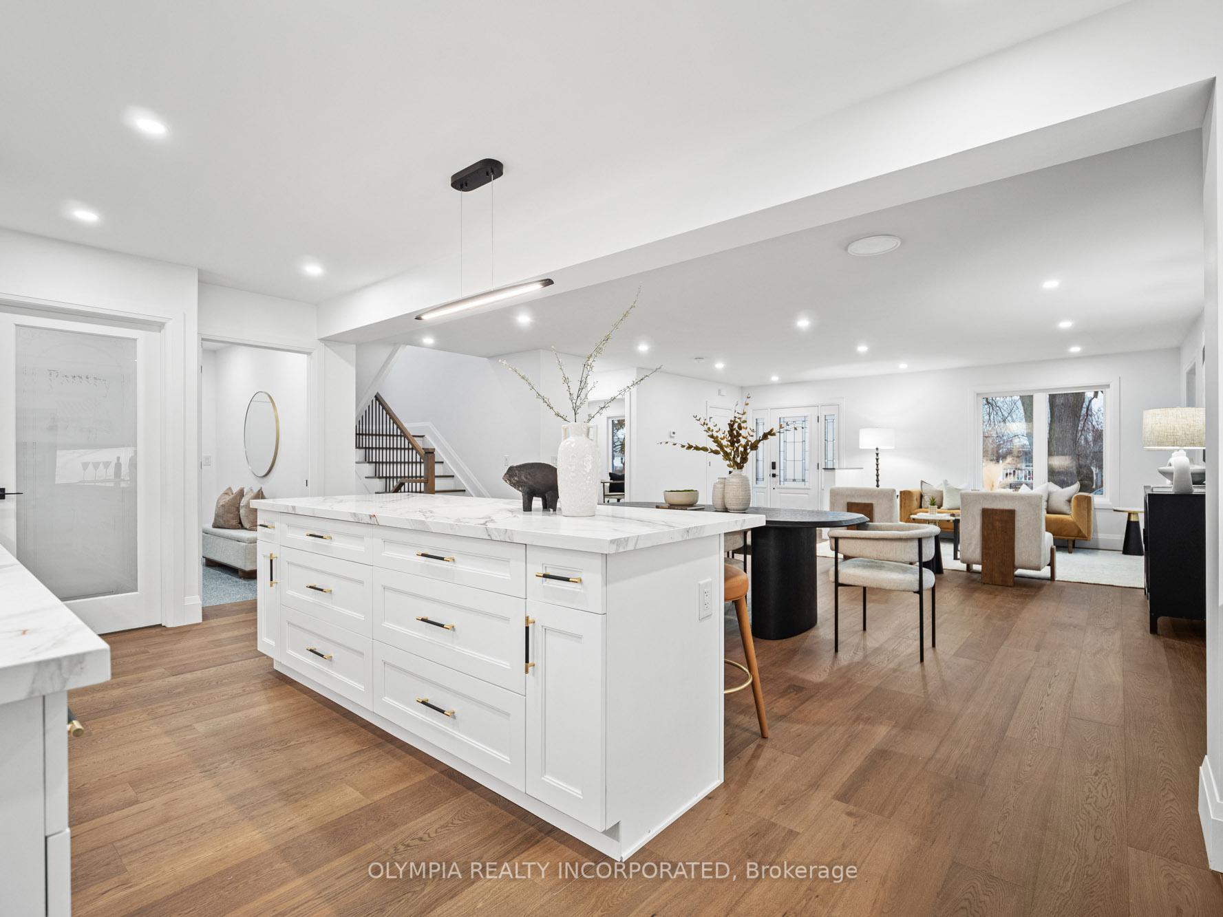 Photo 6 of 1110 Vansickle Road N, St. Catharines, Grapeview — HOMEH