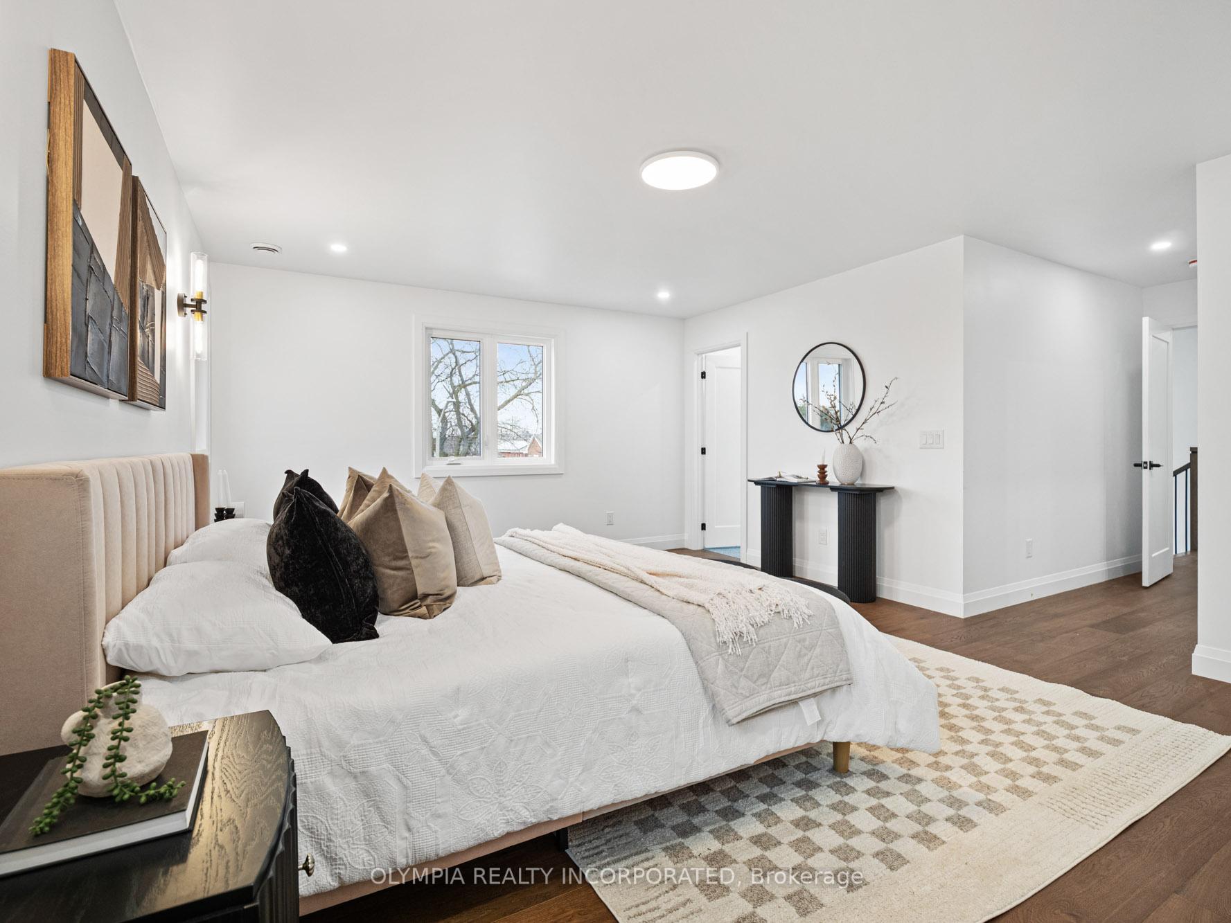 Photo 19 of 1110 Vansickle Road N, St. Catharines, Grapeview — HOMEH