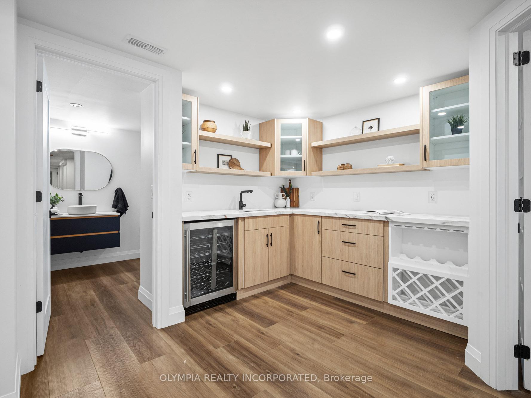 Photo 33 of 1110 Vansickle Road N, St. Catharines, Grapeview — HOMEH