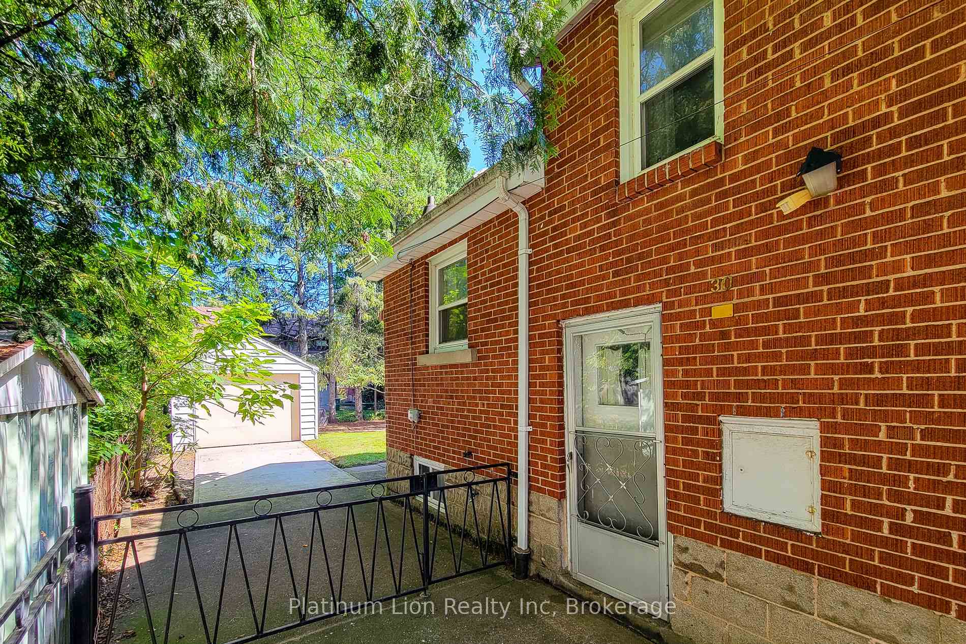 Photo 29 of 30 Sanders Boulevard, Hamilton, Ainslie Wood — HOMEH