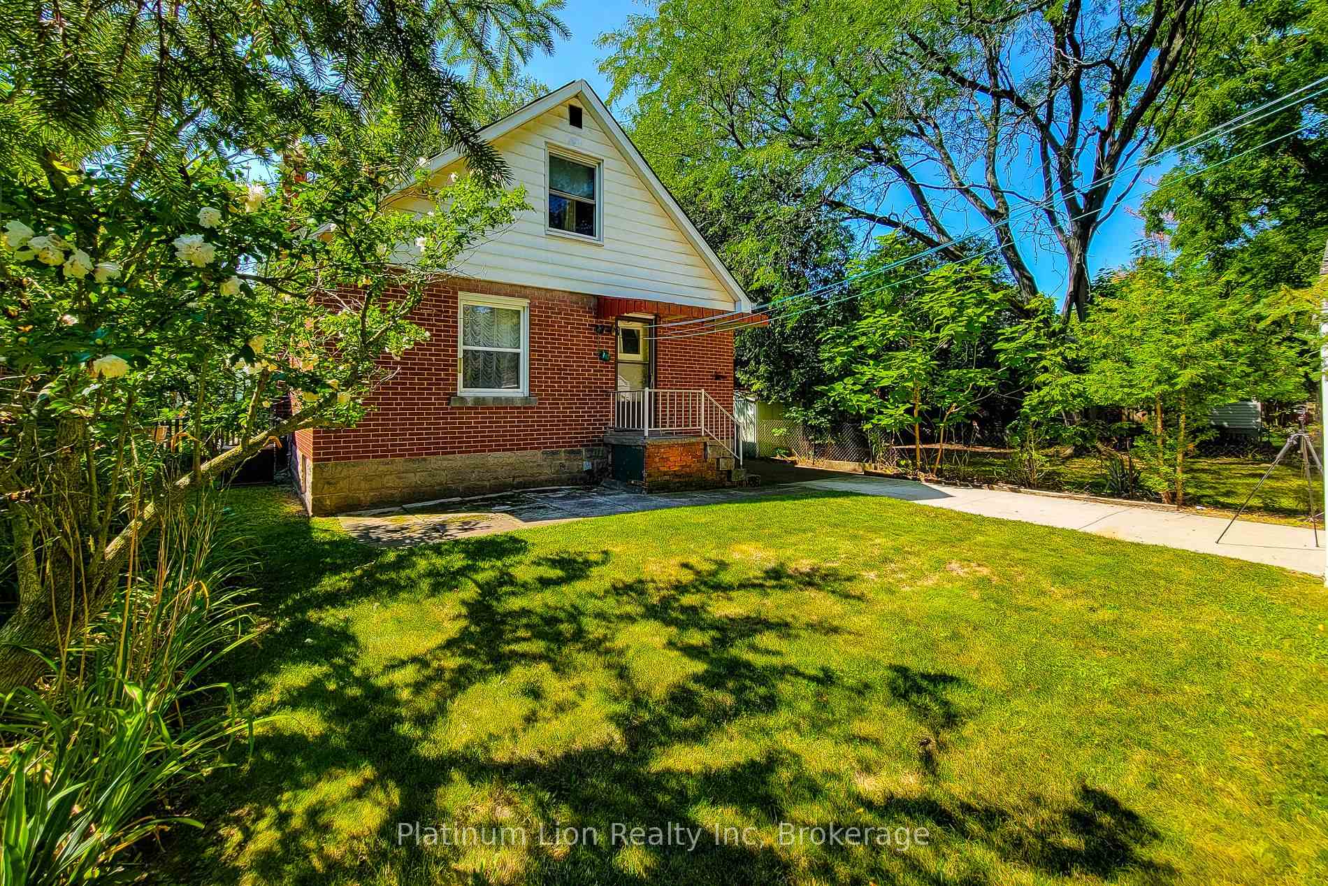 Photo 32 of 30 Sanders Boulevard, Hamilton, Ainslie Wood — HOMEH
