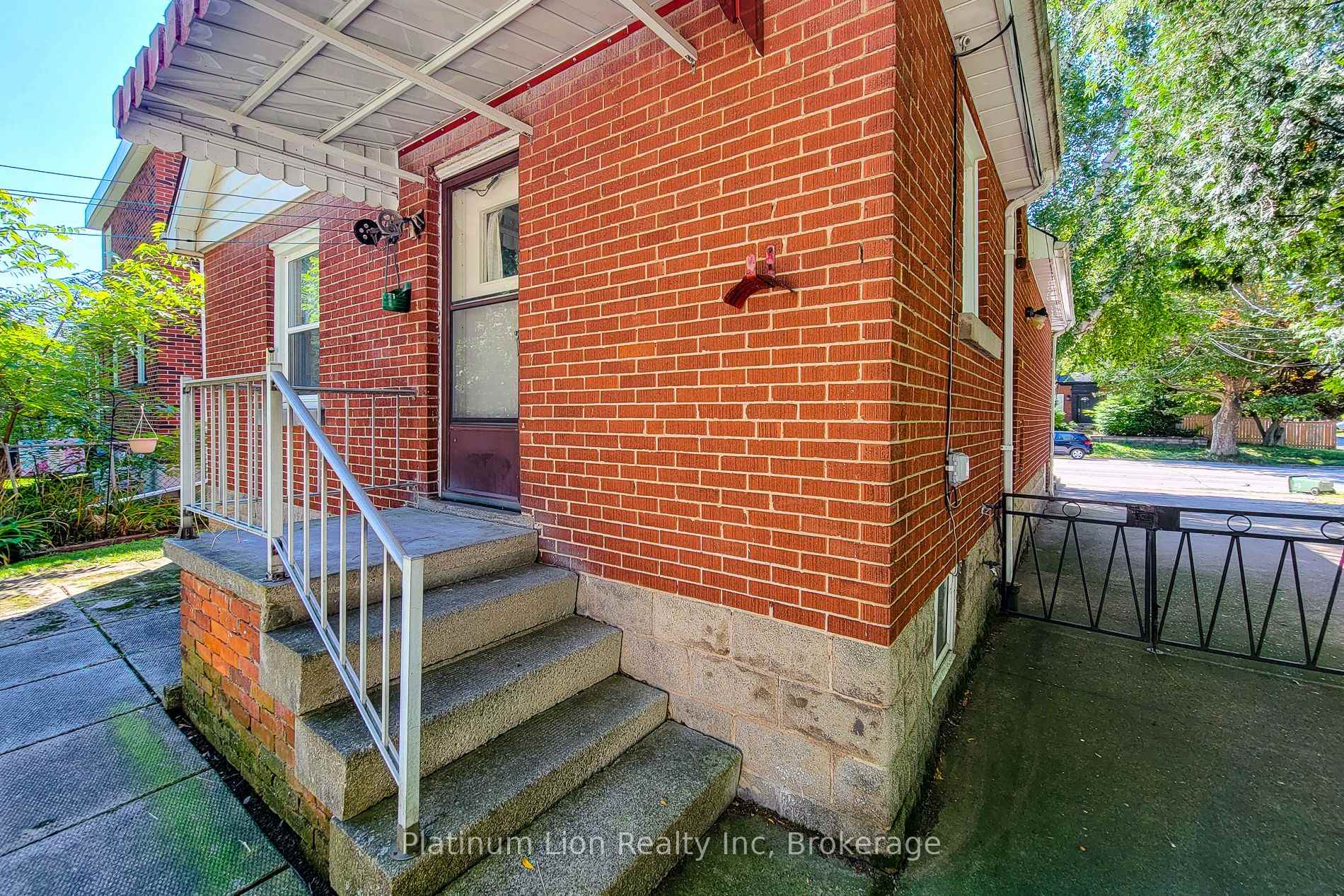 Photo 34 of 30 Sanders Boulevard, Hamilton, Ainslie Wood — HOMEH