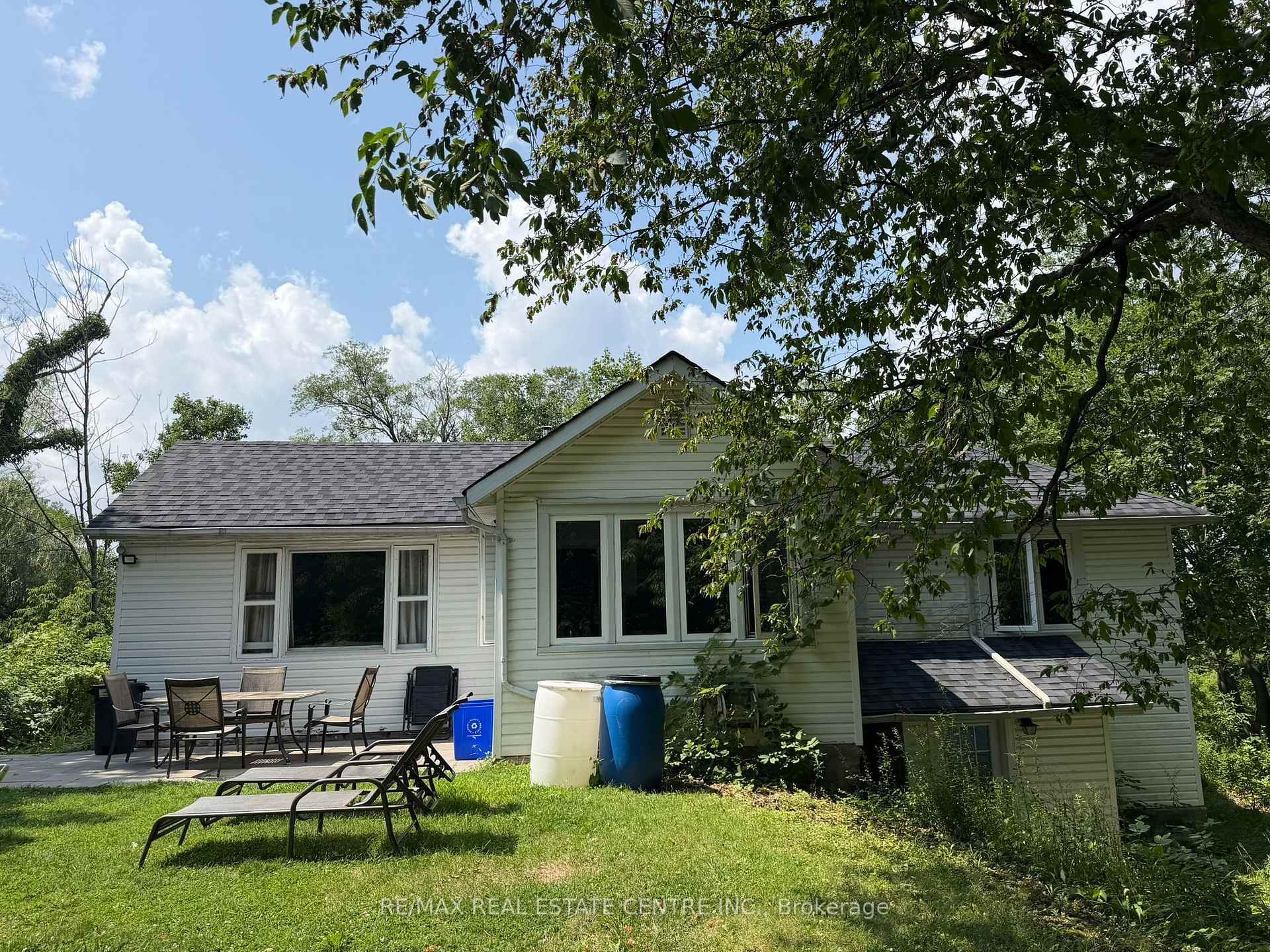 Photo of 716 Artaban Road