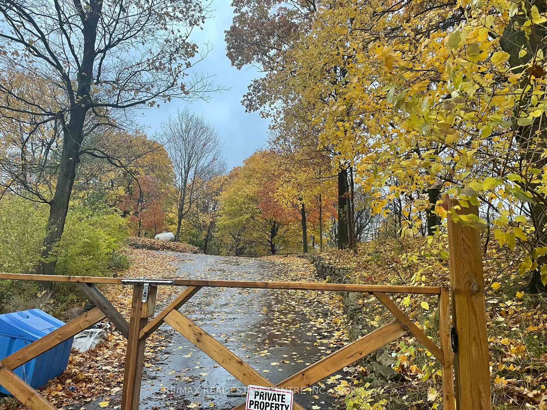 Photo 5 of 716 Artaban Road, Hamilton, Dundas — HOMEH