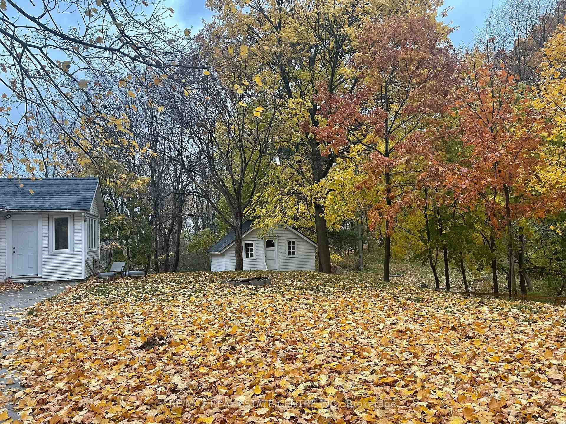Photo 8 of 716 Artaban Road, Hamilton, Dundas — HOMEH