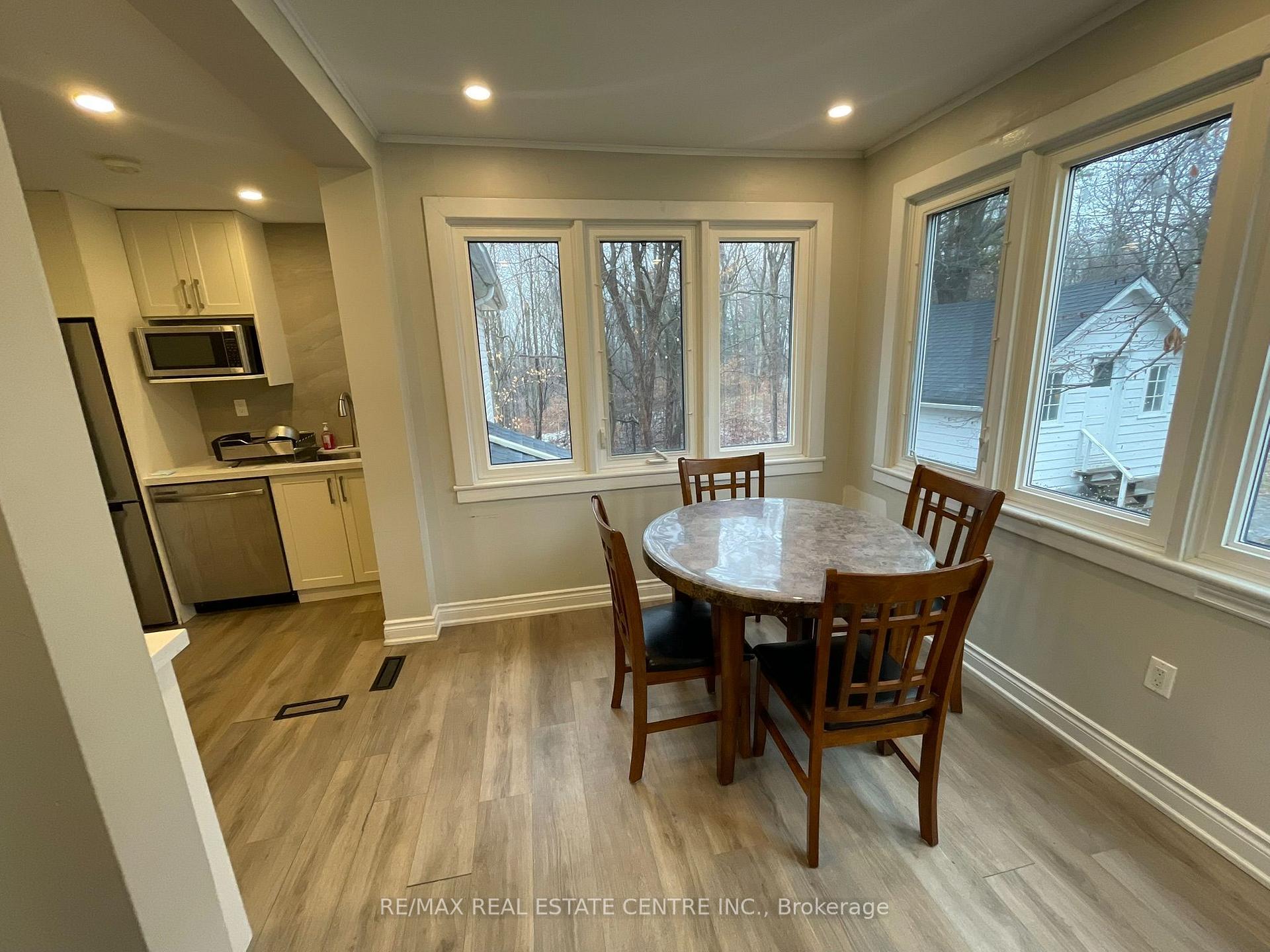 Photo 12 of 716 Artaban Road, Hamilton, Dundas — HOMEH