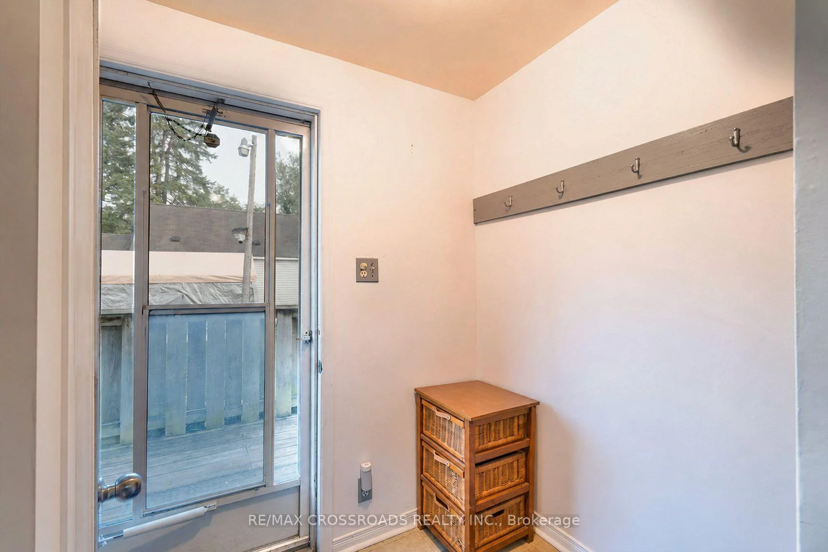 Photo 5 of 368 Cedar Valley Boulevard, Oshawa, Samac — HOMEH