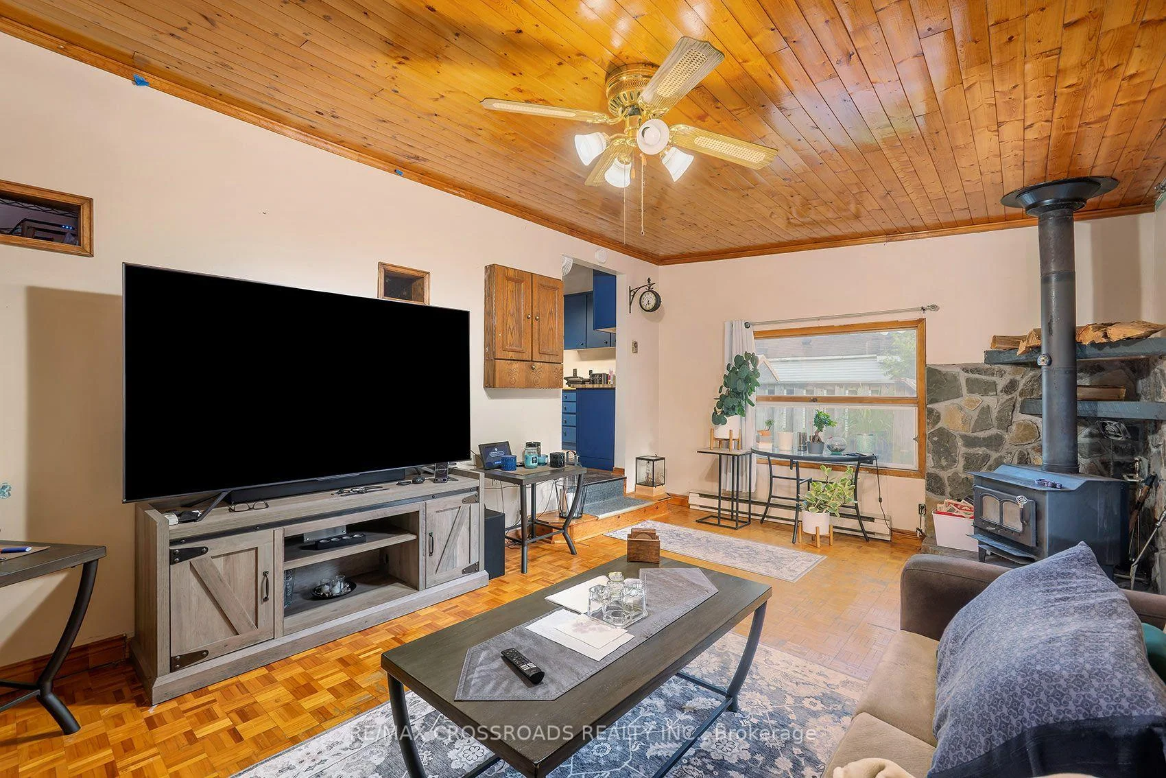 Photo 8 of 368 Cedar Valley Boulevard, Oshawa, Samac — HOMEH