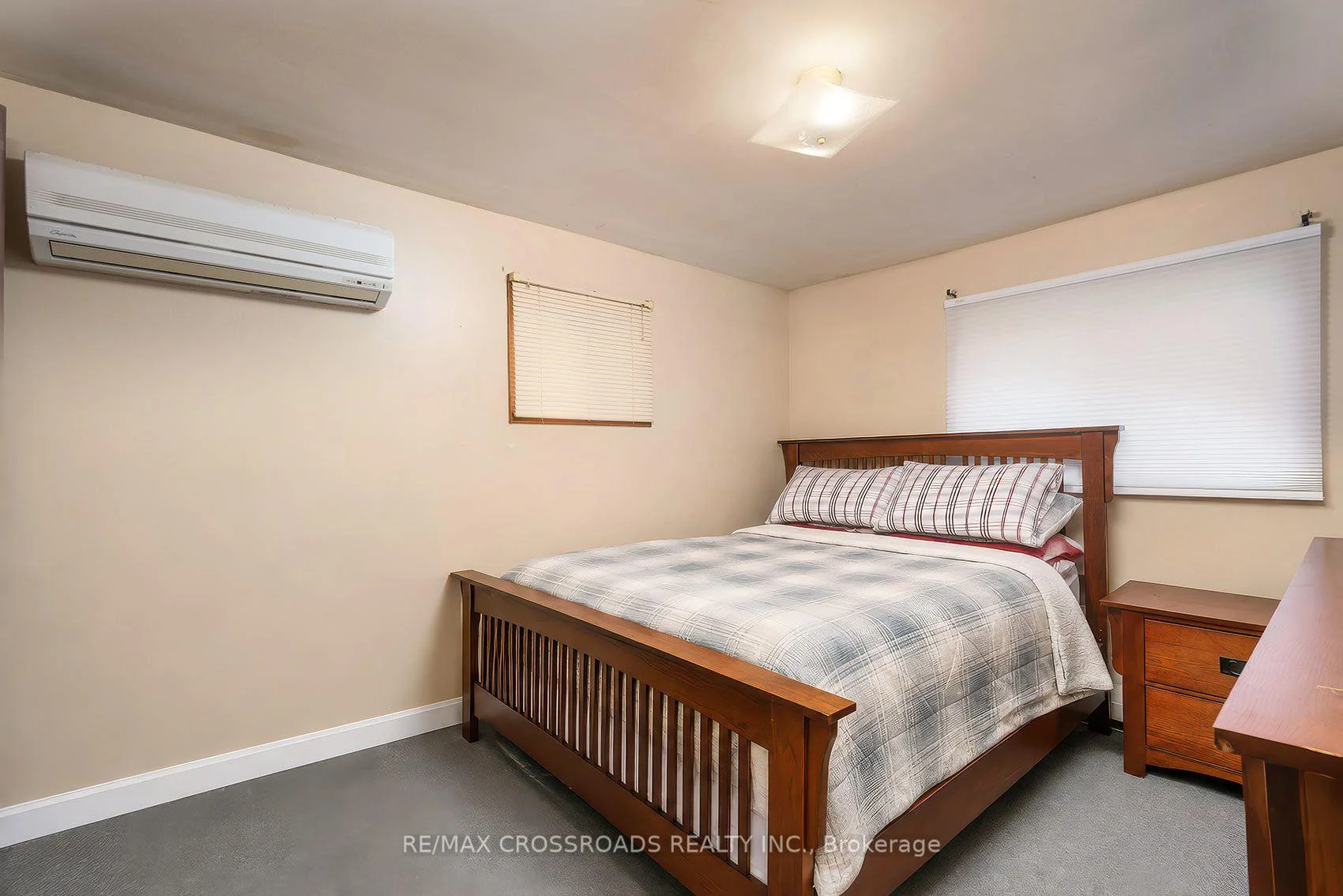 Photo 12 of 368 Cedar Valley Boulevard, Oshawa, Samac — HOMEH