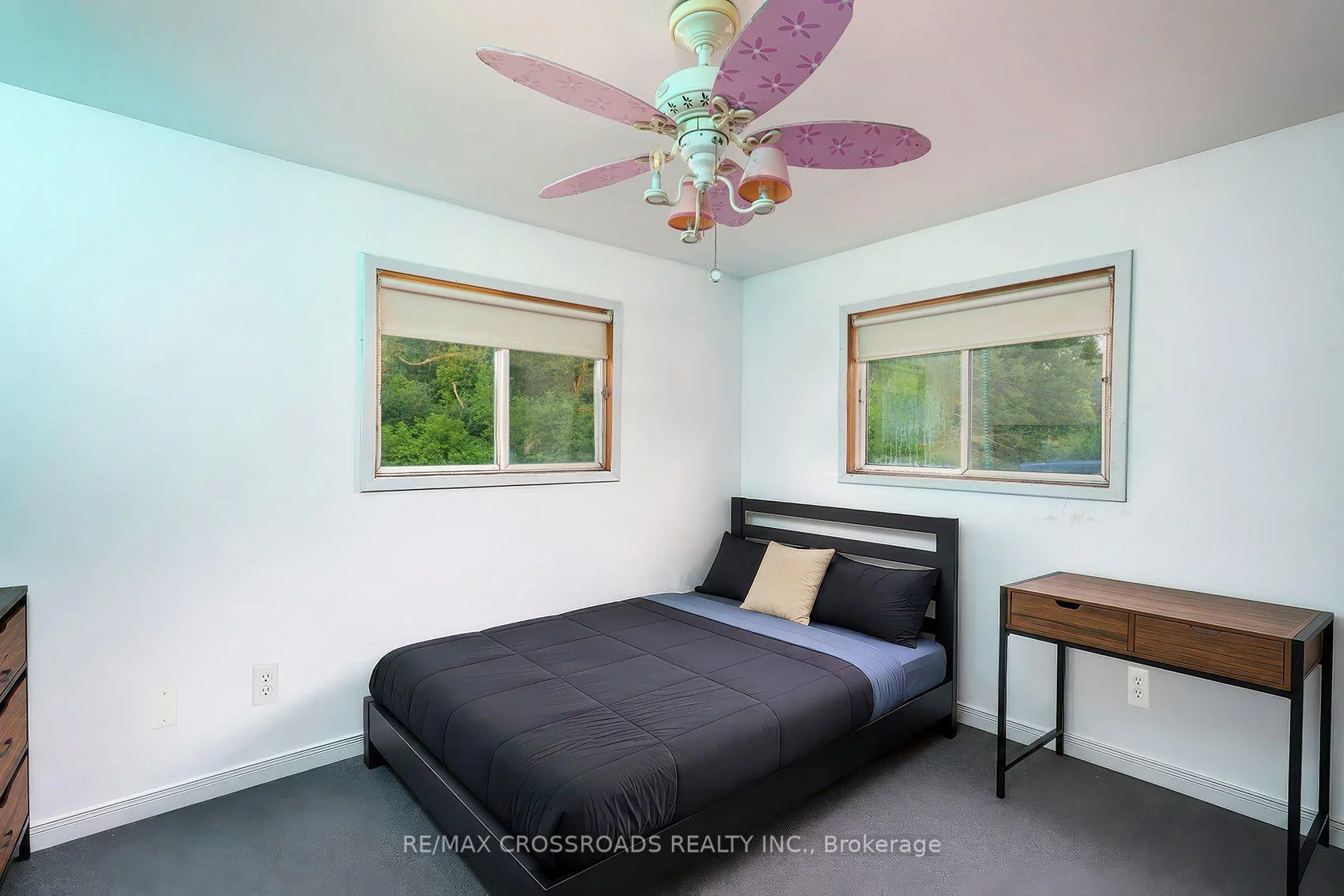 Photo 13 of 368 Cedar Valley Boulevard, Oshawa, Samac — HOMEH