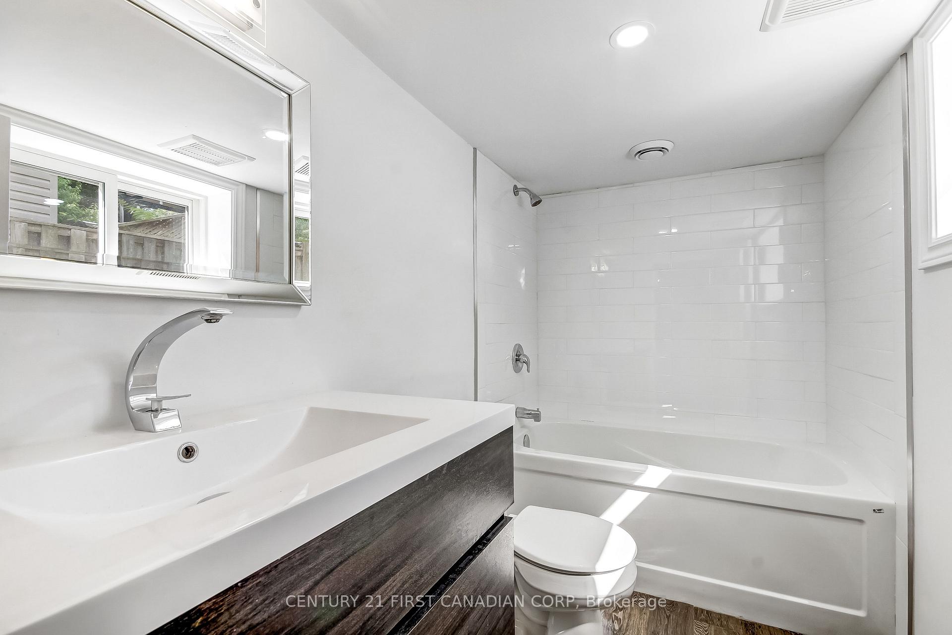 Photo 18 of 76 Chestnut Street, St. Thomas — HOMEH