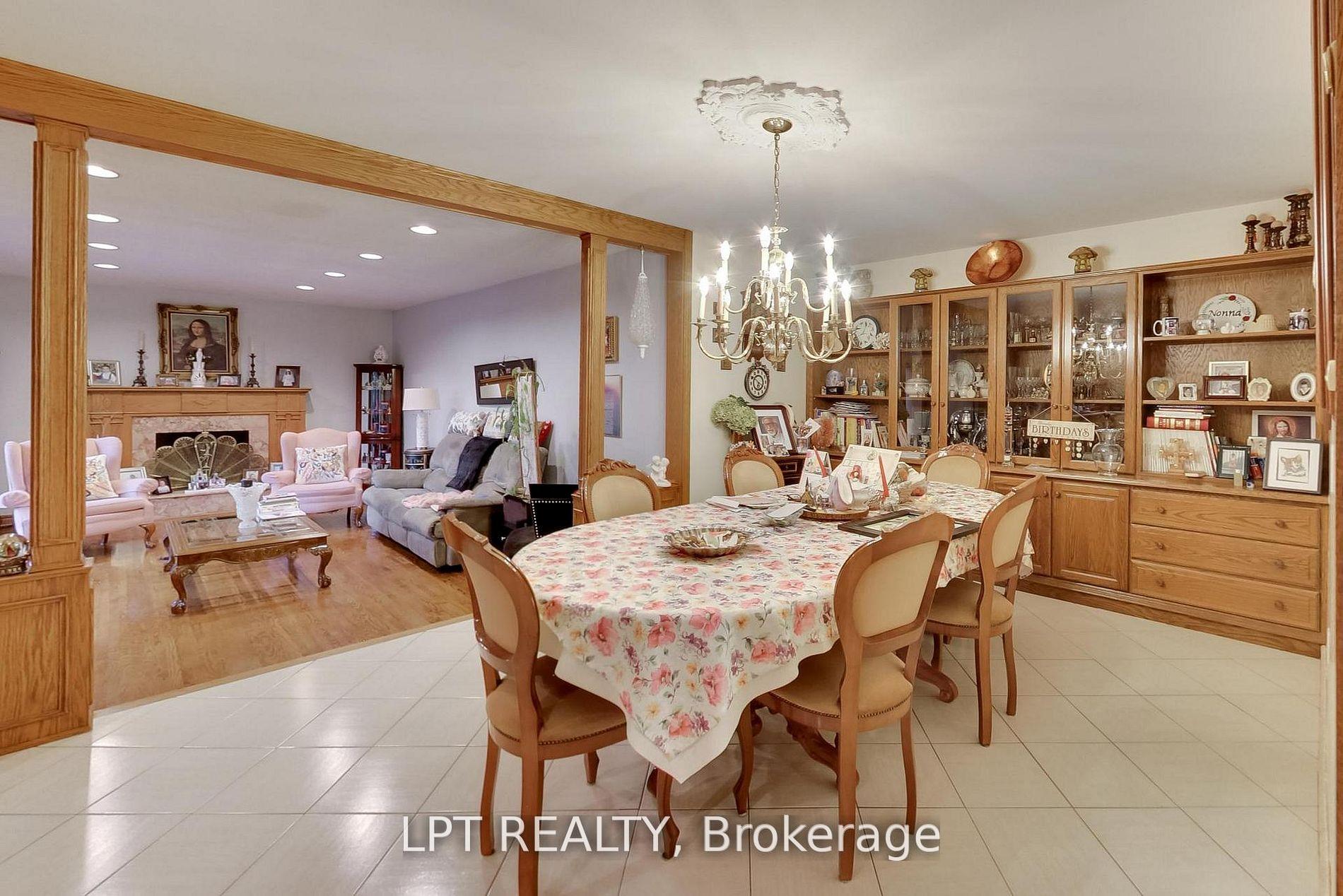 Photo 23 of 6 Fenton Way, Brampton, Toronto Gore Rural Estate — HOMEH