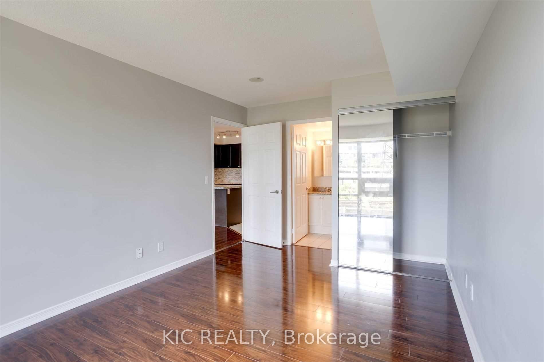 Photo 6 of Unit 207, 3 Michael Power Place, Etobicoke, Islington-City Centre West — HOMEH